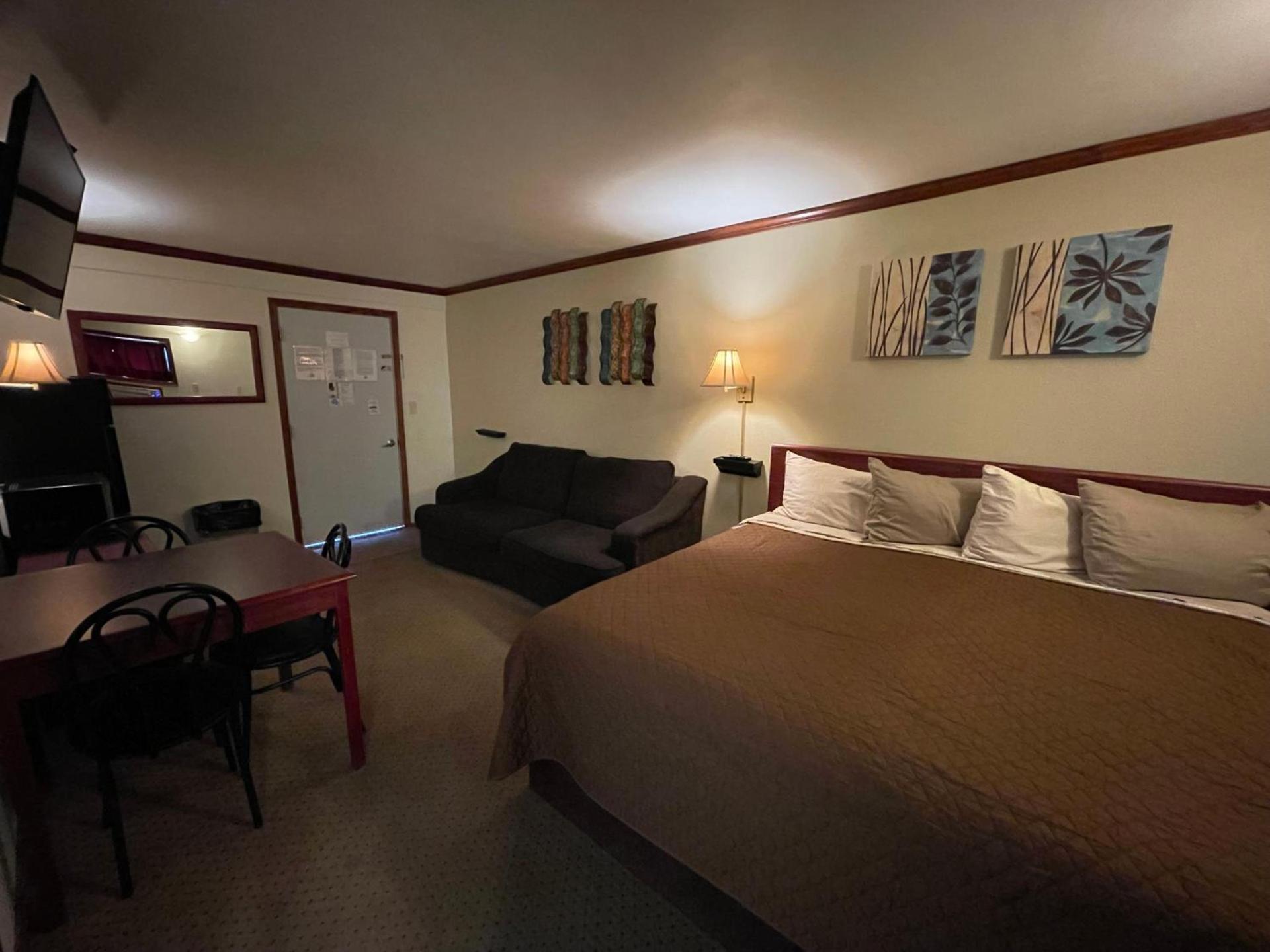 Highland Court Motel photo 22