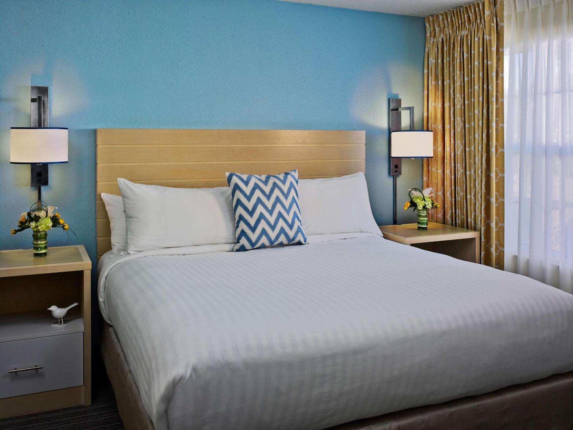 Sonesta ES Suites Houston - NASA Clear Lake photo 6