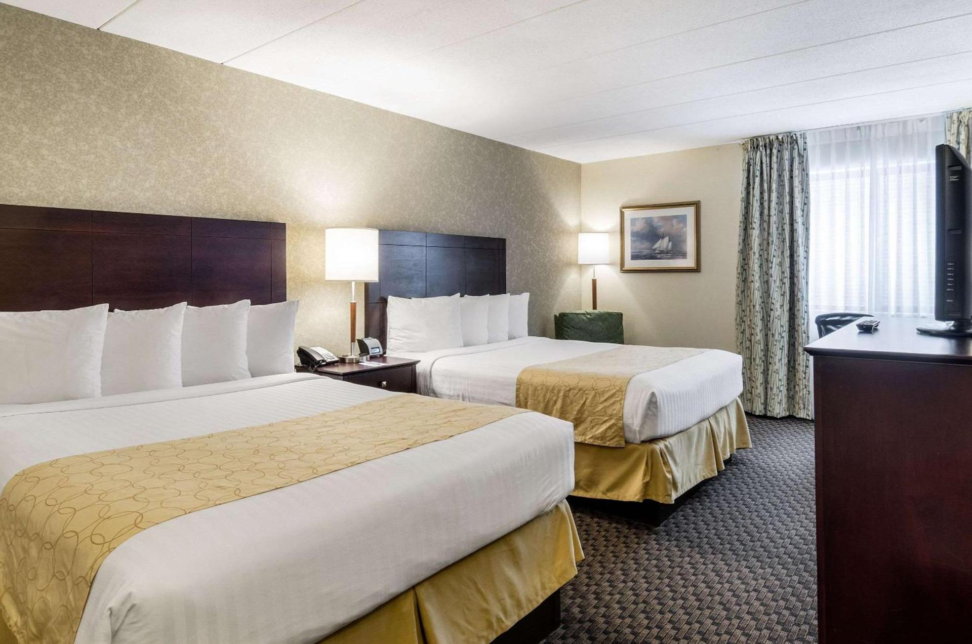 Clarion Hotel Seekonk - Providence photo 27