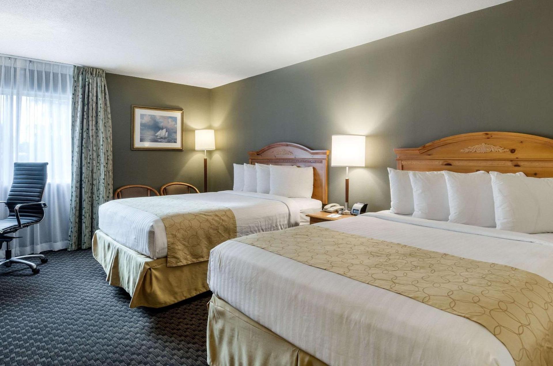 Clarion Hotel Seekonk - Providence photo 17