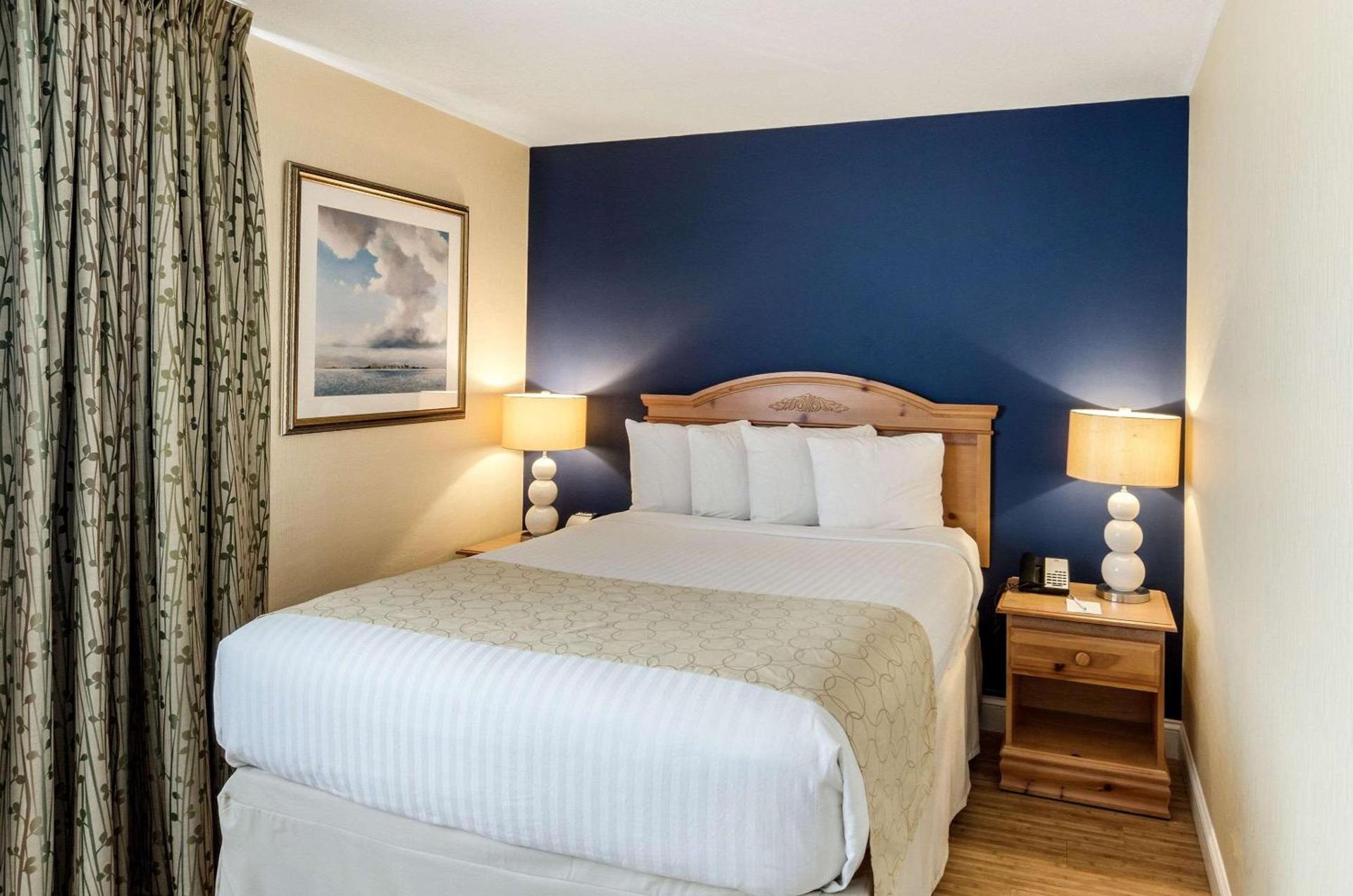 Clarion Hotel Seekonk - Providence photo 14