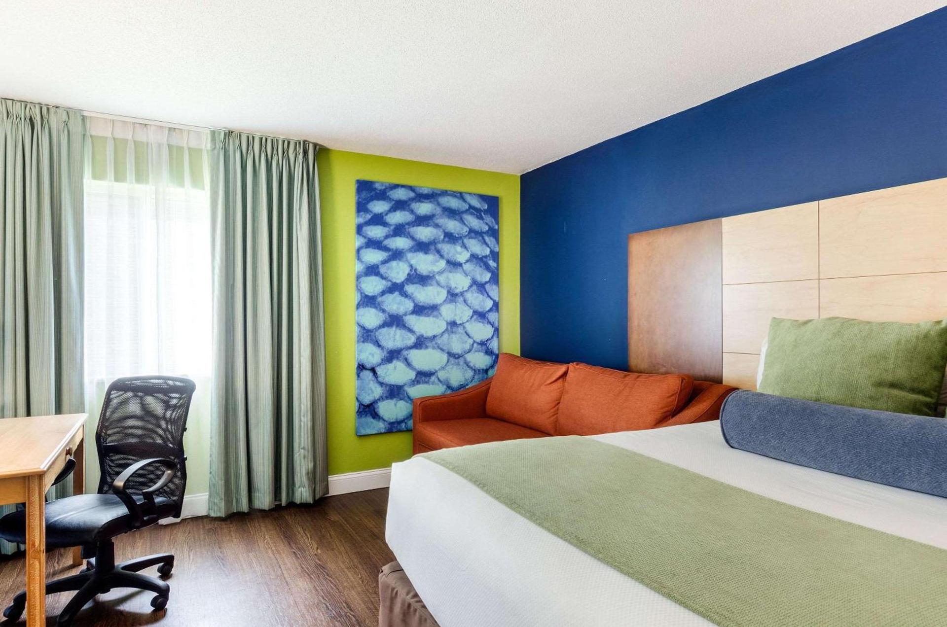 Clarion Hotel Seekonk - Providence photo 9
