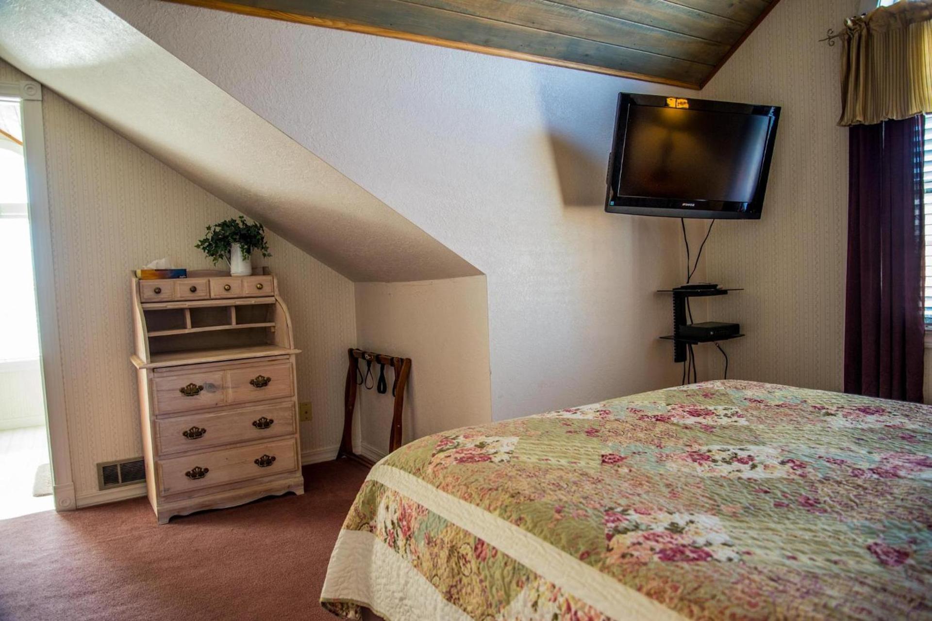 Grist Mill Inn photo 8