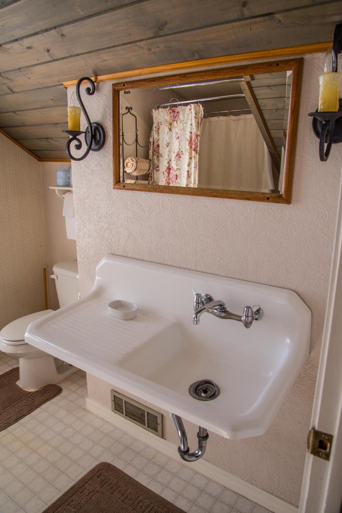 Grist Mill Inn photo 5