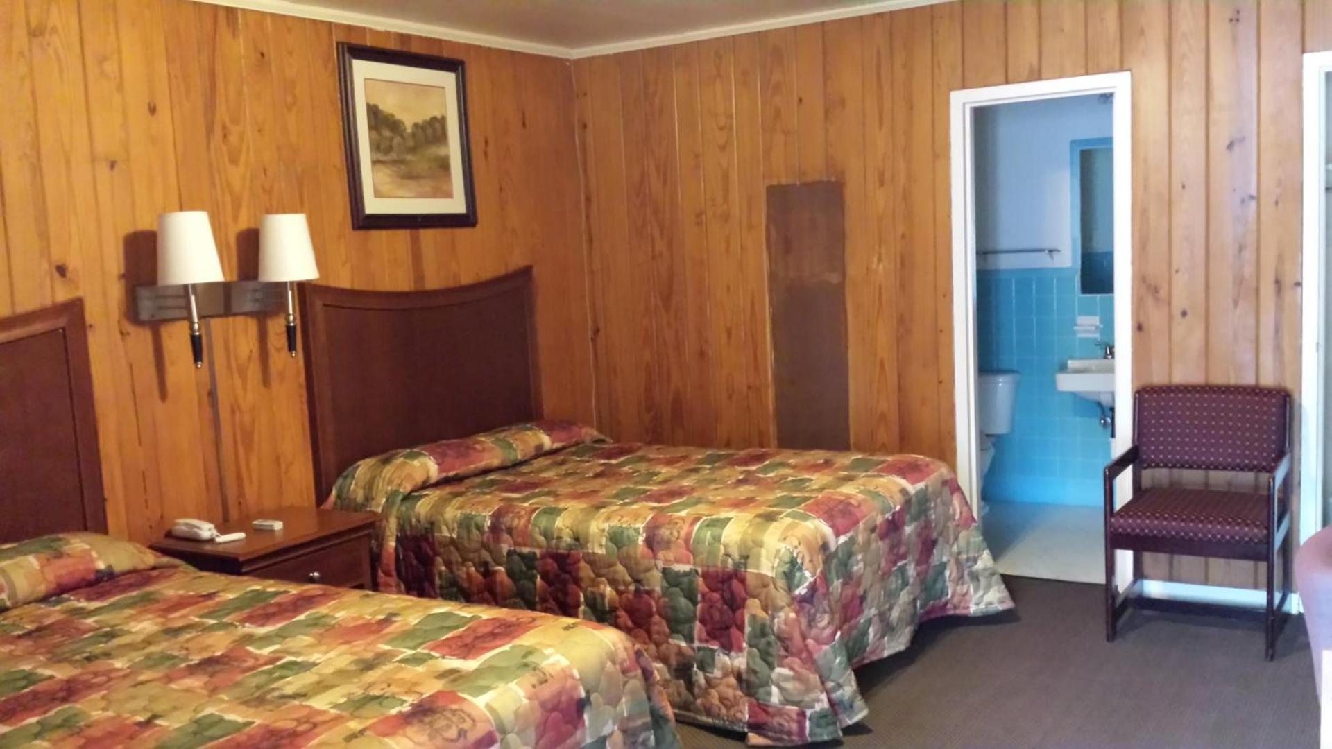 Texas Inn Motel photo 12