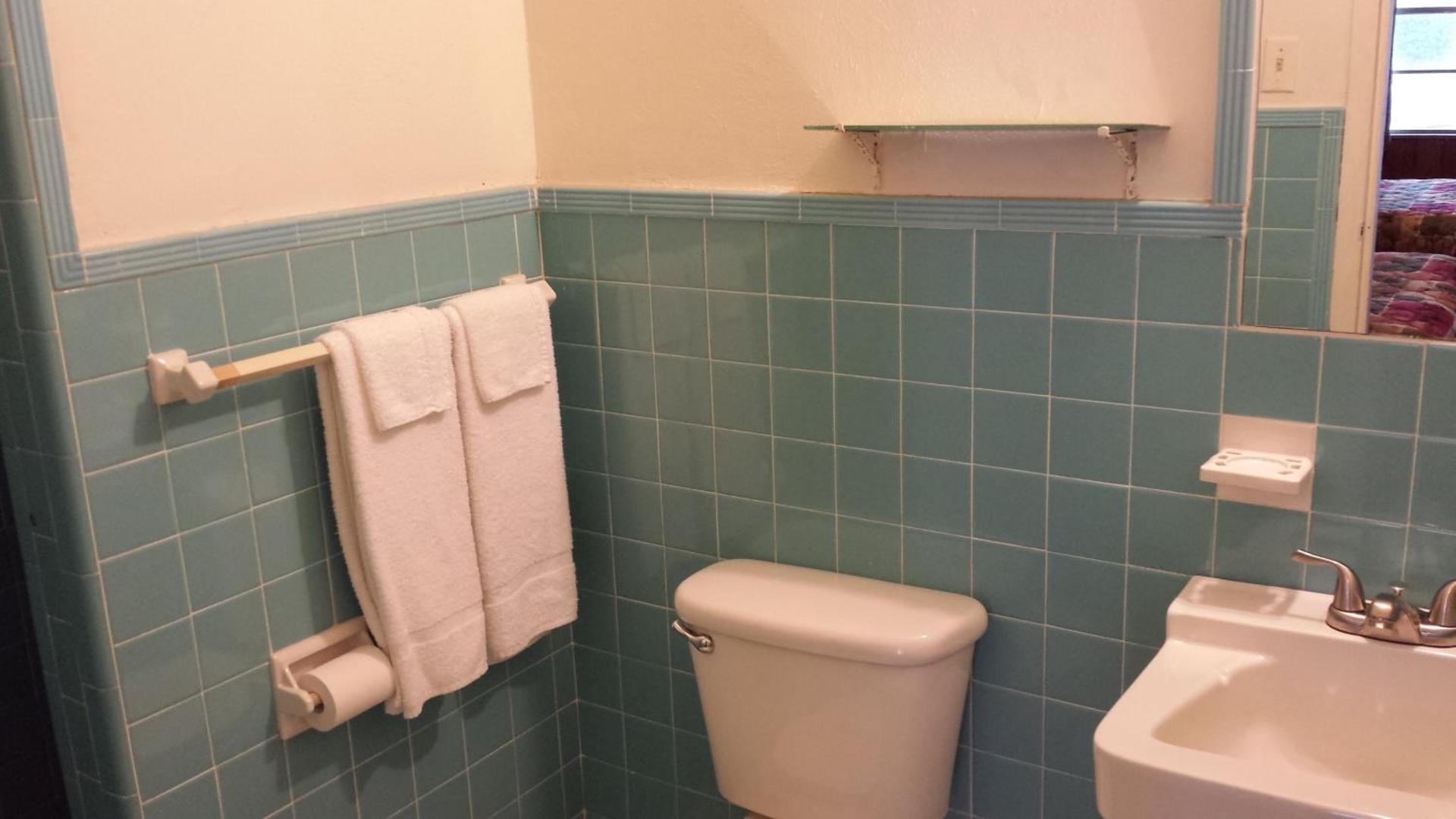 Texas Inn Motel photo 25