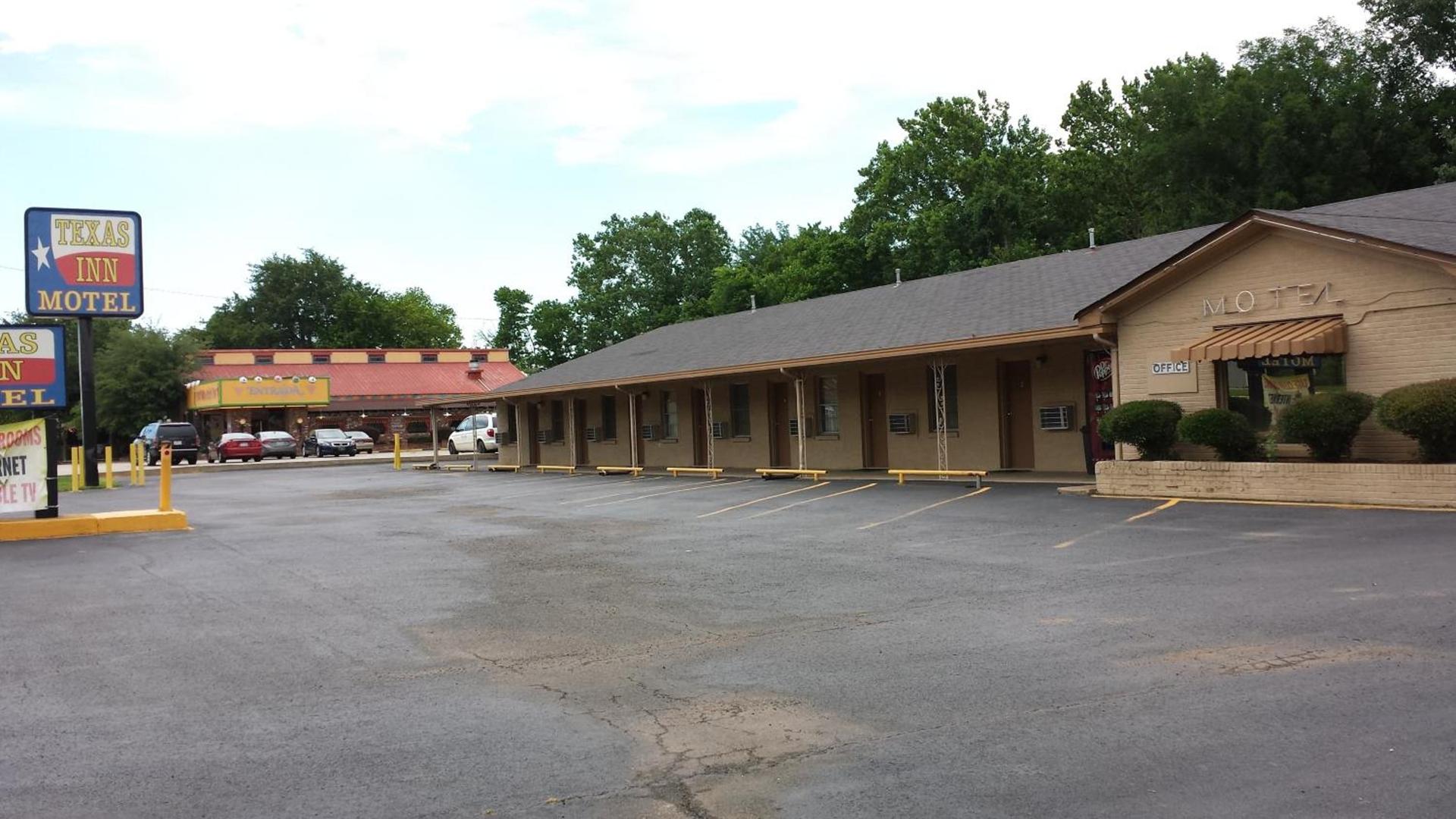 Texas Inn Motel photo 27