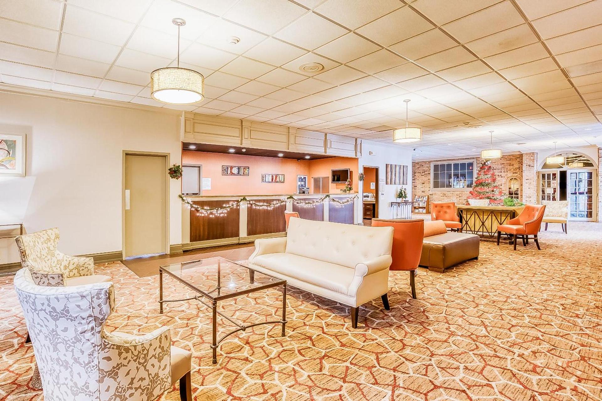 OYO Hotel Monroe LA I-20 photo 44