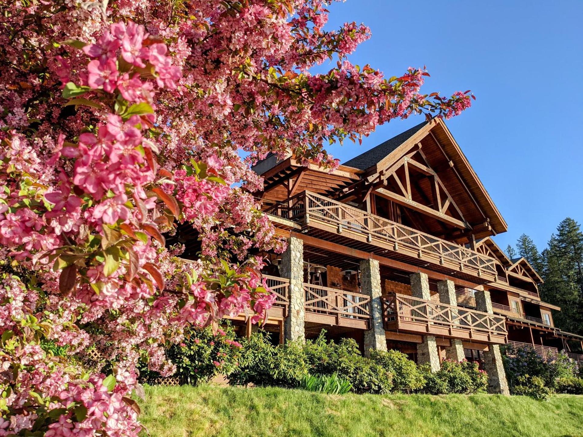 Lodge at Sandpoint photo 2