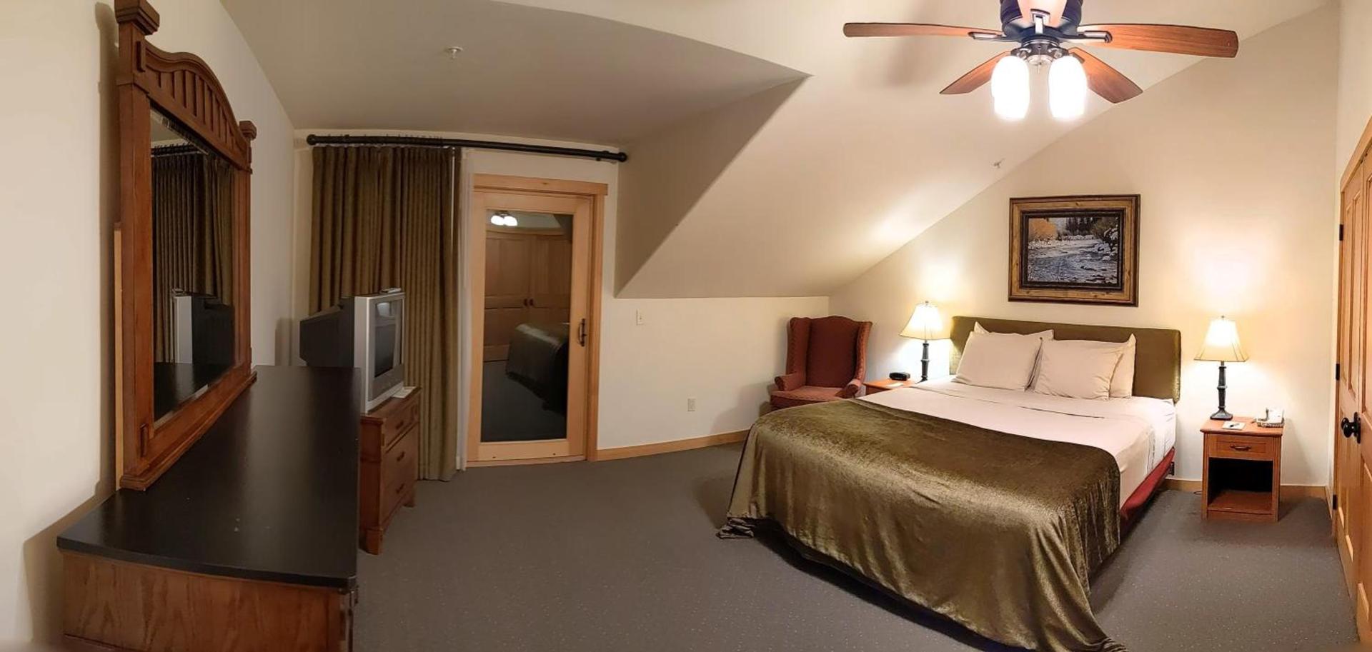 Lodge at Sandpoint photo 54