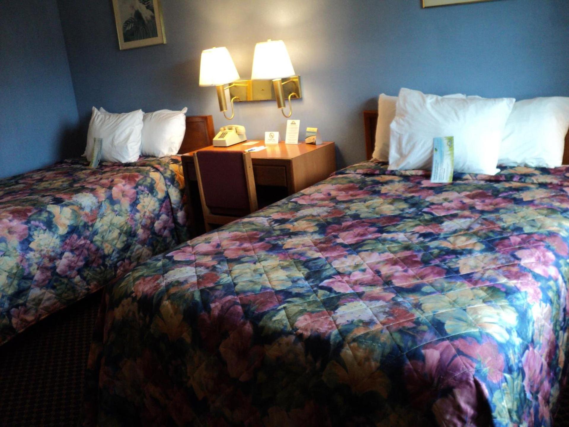 Knights Inn Cleveland GA photo 7