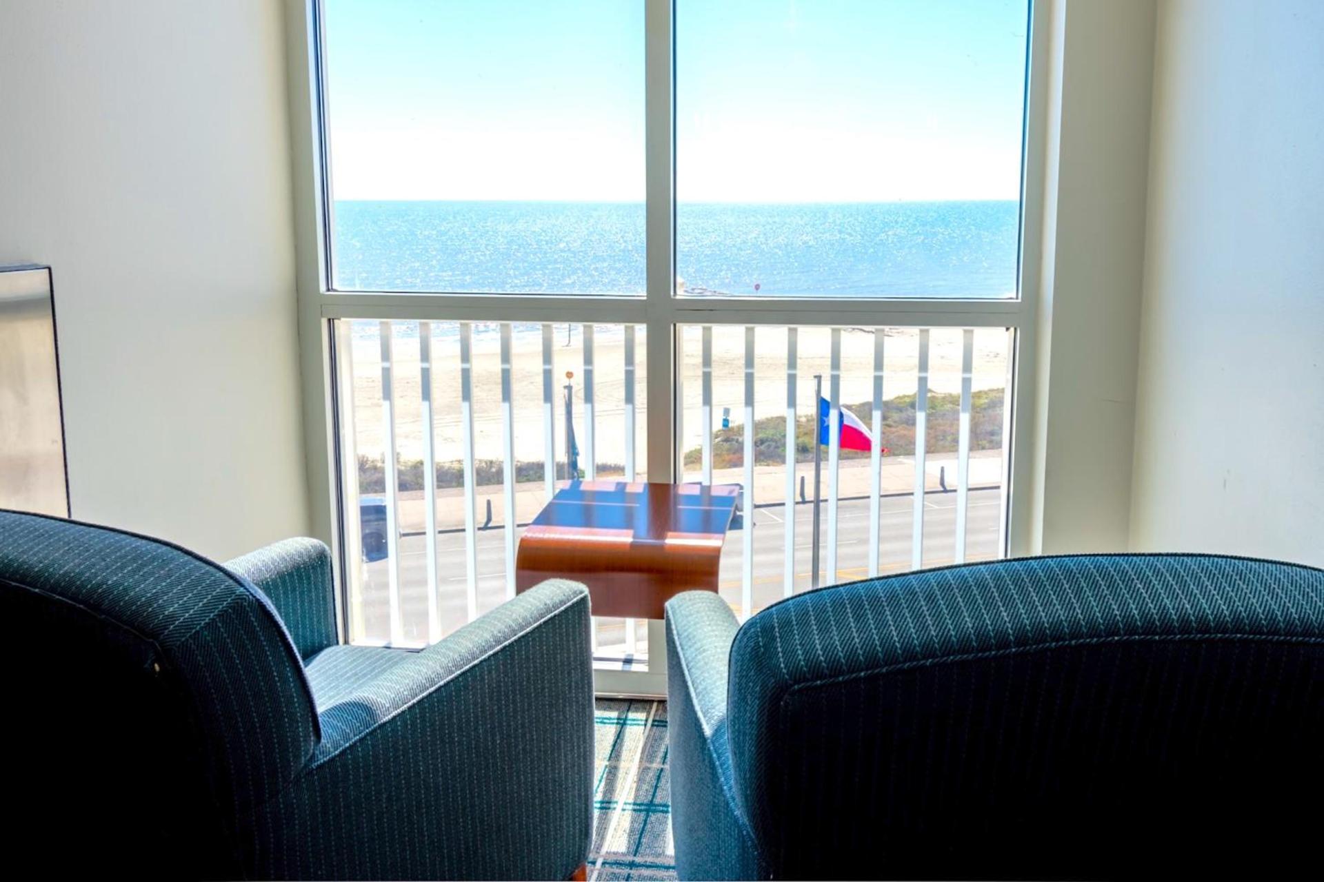Clarion Pointe Galveston Seawall photo 58