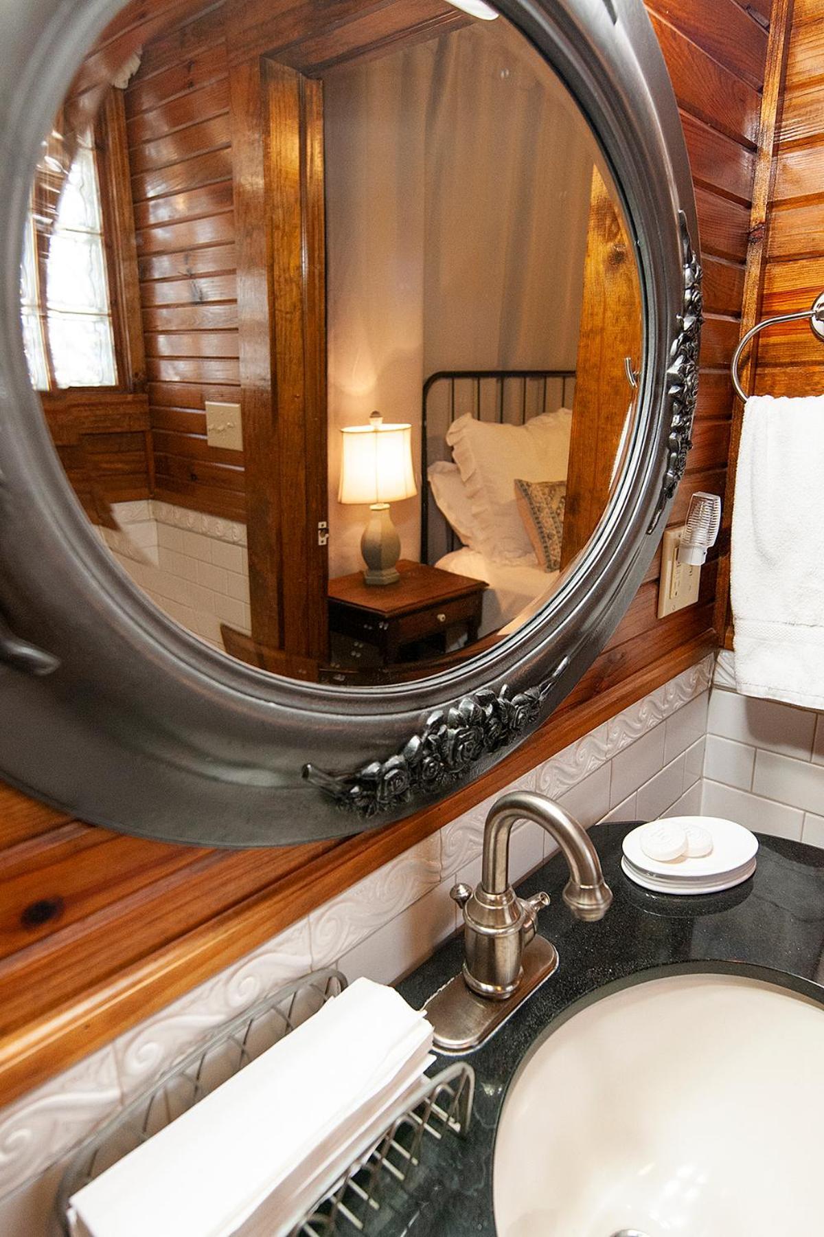Dabbs Hotel photo 10