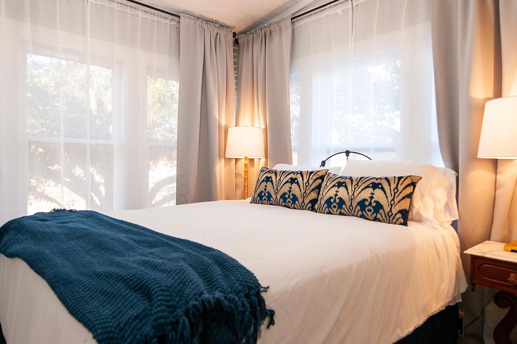 Dabbs Hotel photo 40