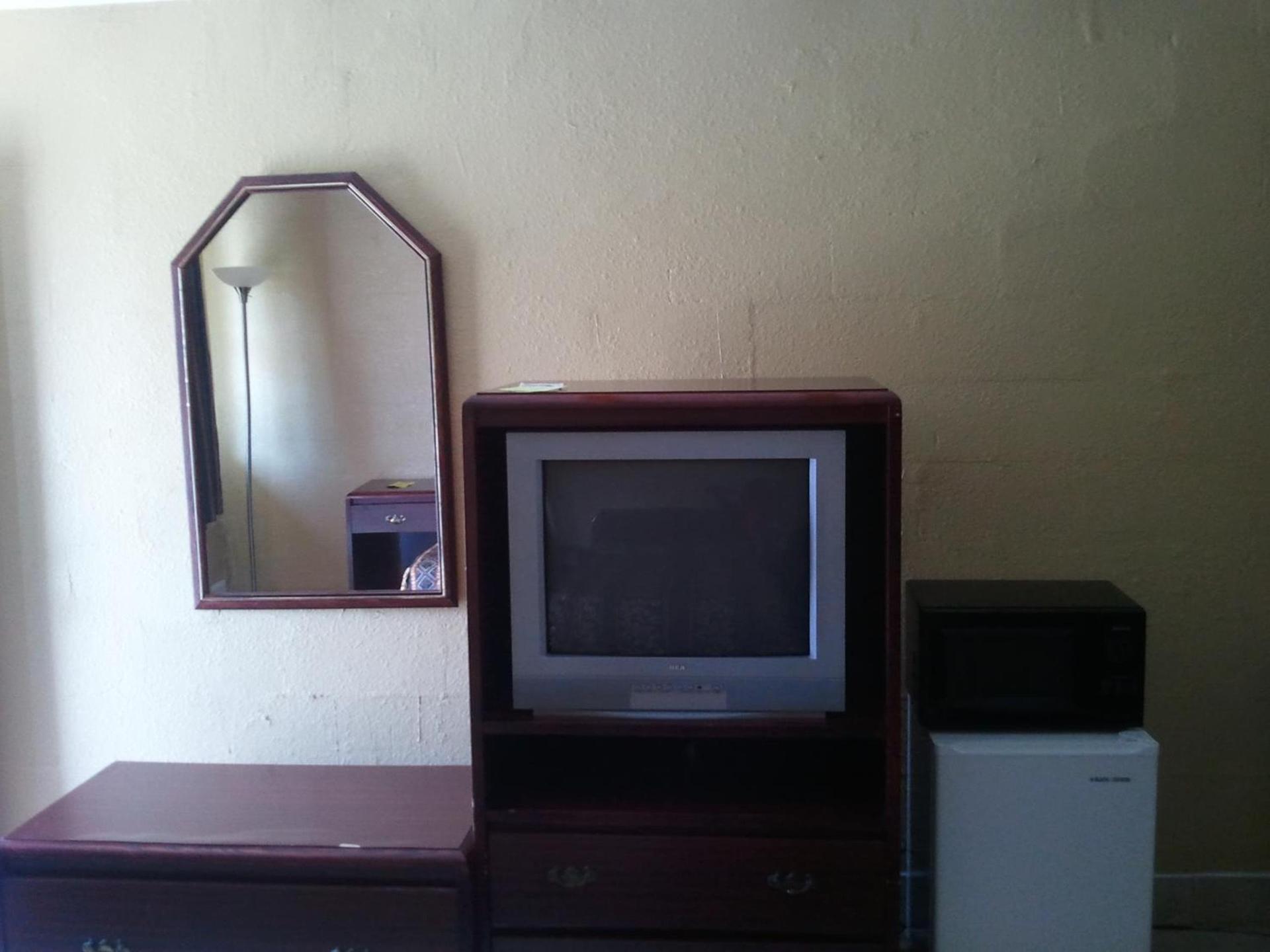 Holiday Motel photo 5
