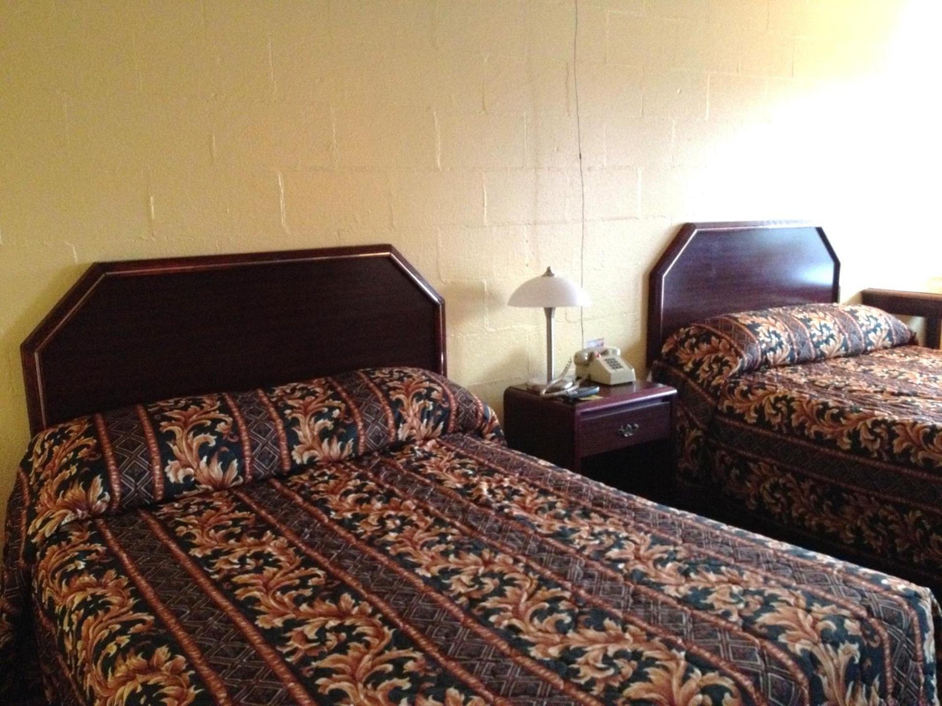 Holiday Motel photo 7
