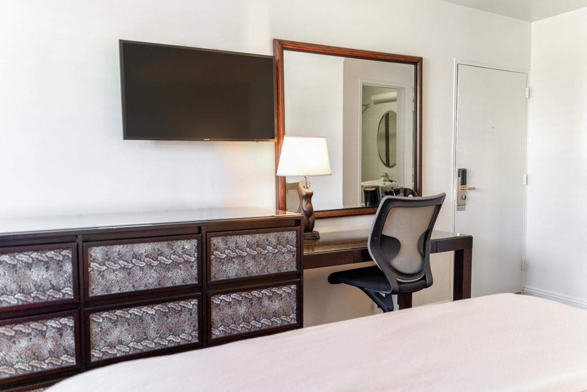 Hollywood Downtowner Inn photo 6
