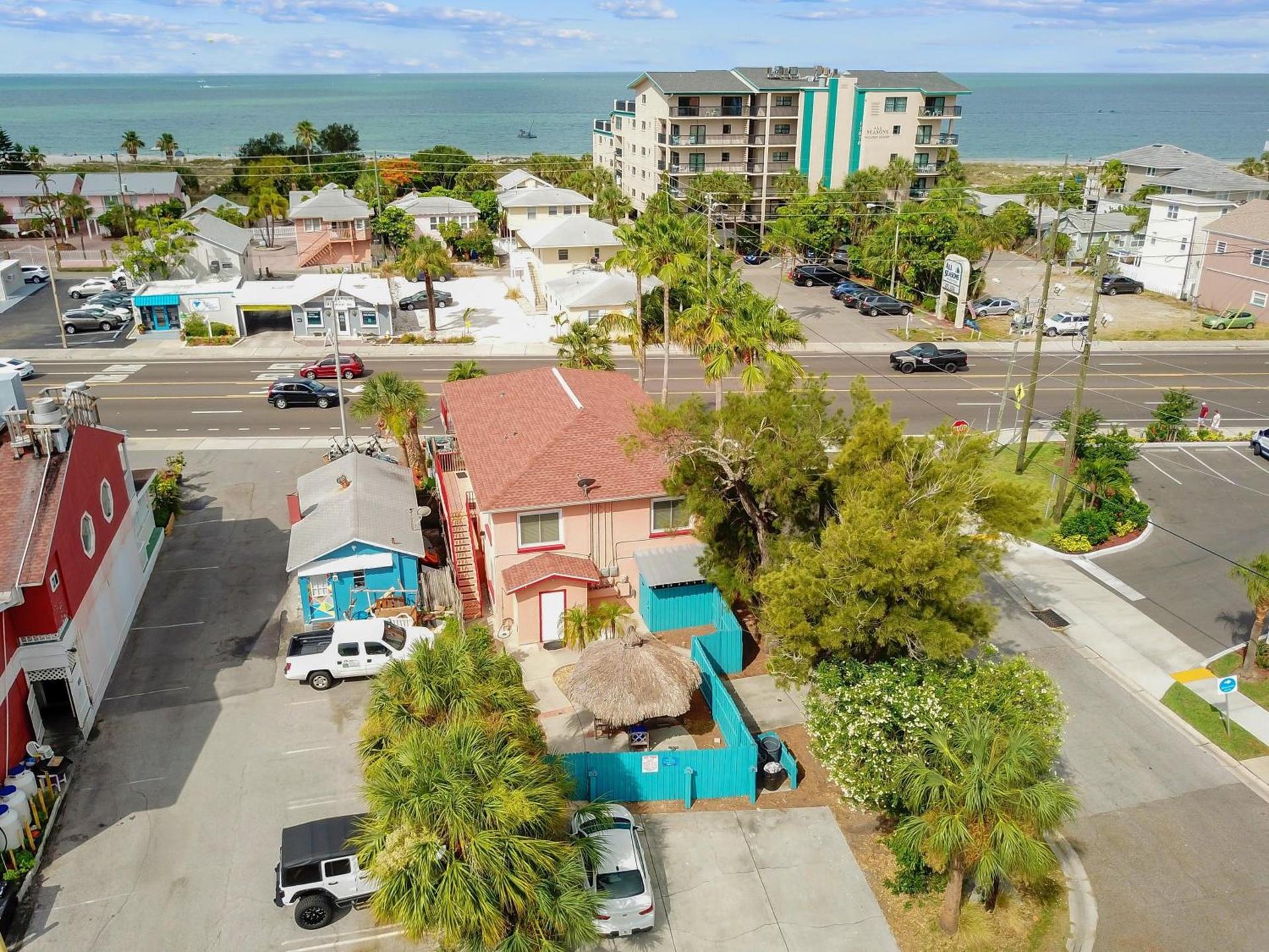 Villas at John's Pass by Travel Resort Services photo 37