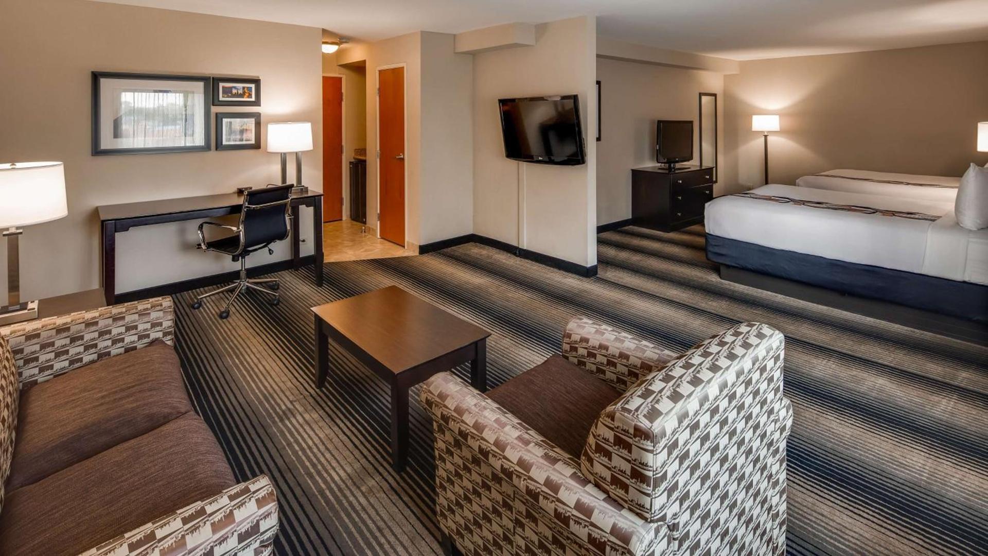 Best Western Plus Hyde Park Chicago Hotel photo 14
