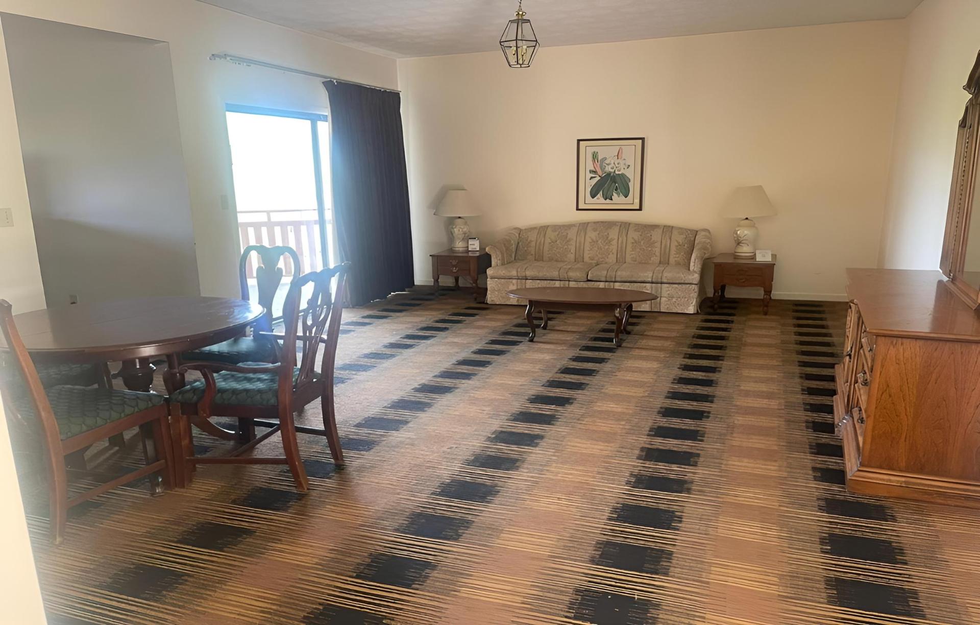 Budgetel Inn & Suites photo 14