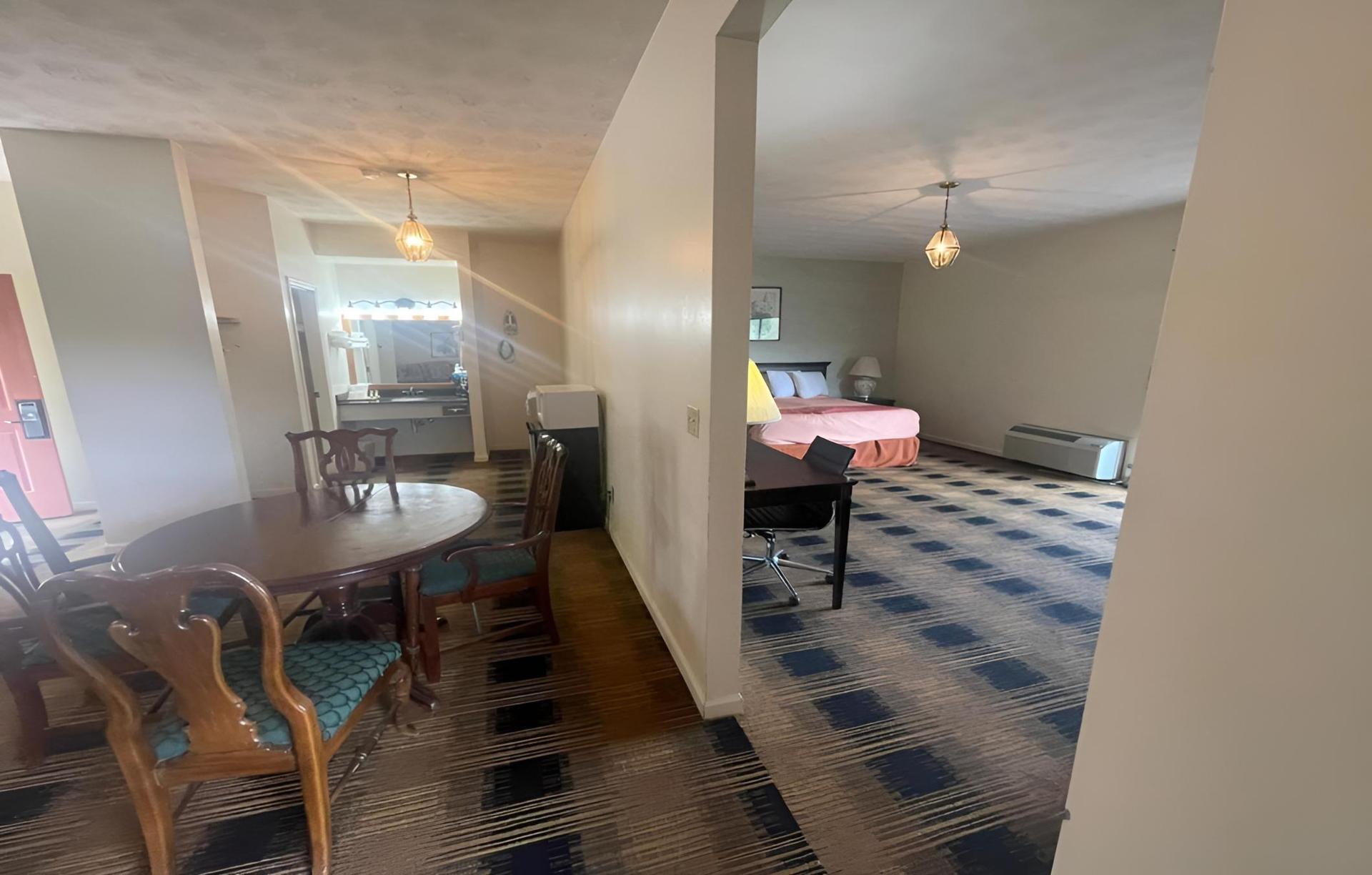 Budgetel Inn & Suites photo 57