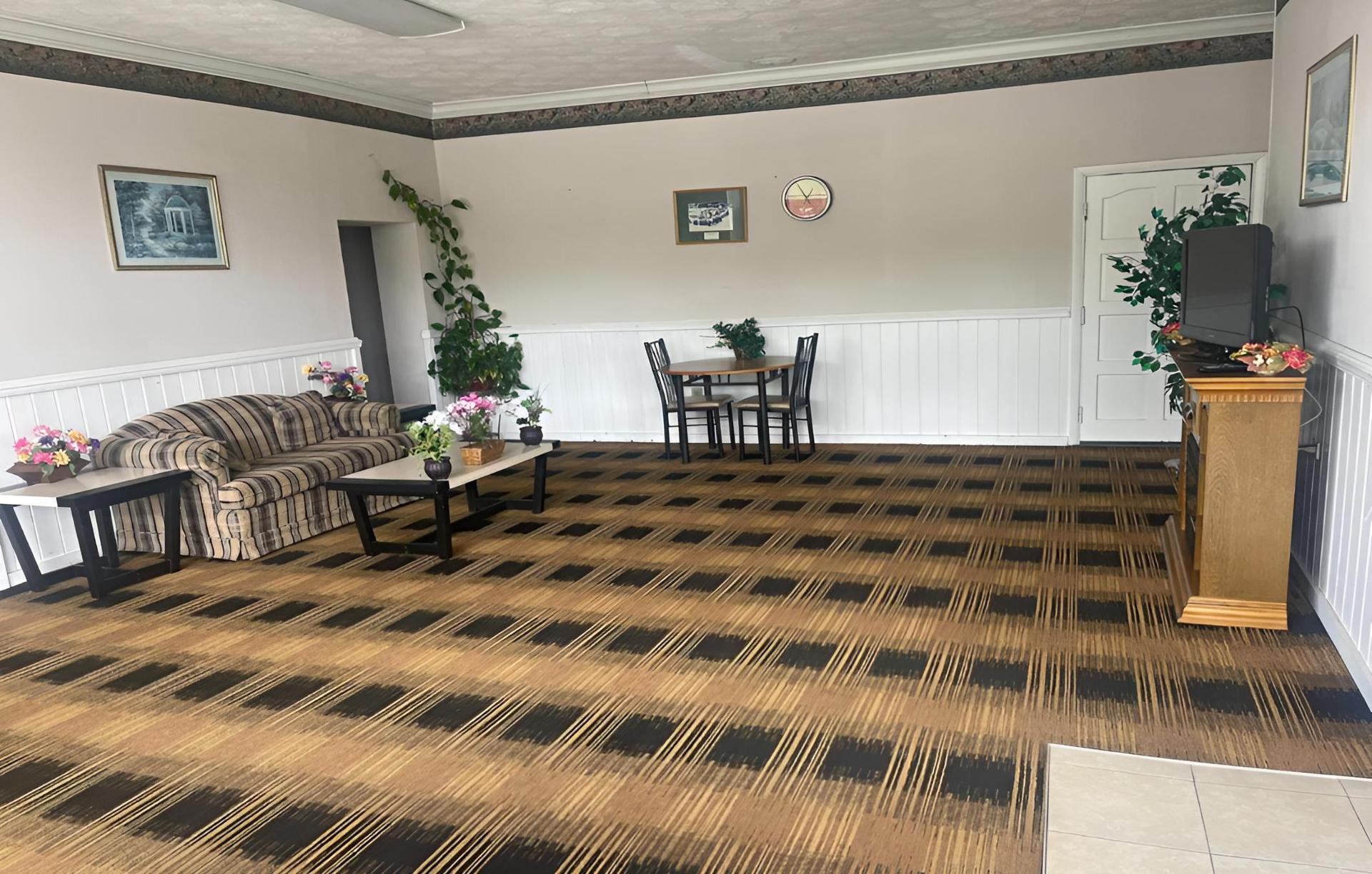 Budgetel Inn & Suites photo 54