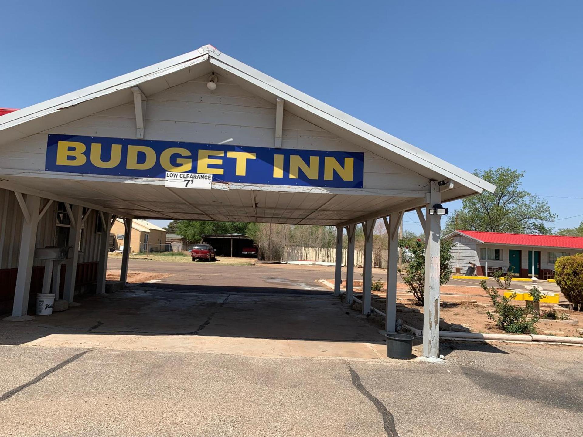 Budget Inn photo 1