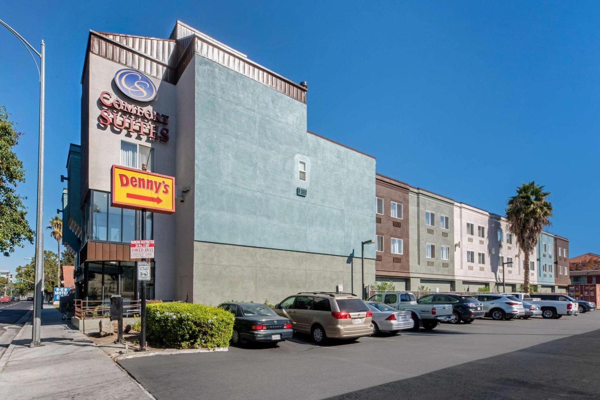 Comfort Suites San Jose Airport photo 2