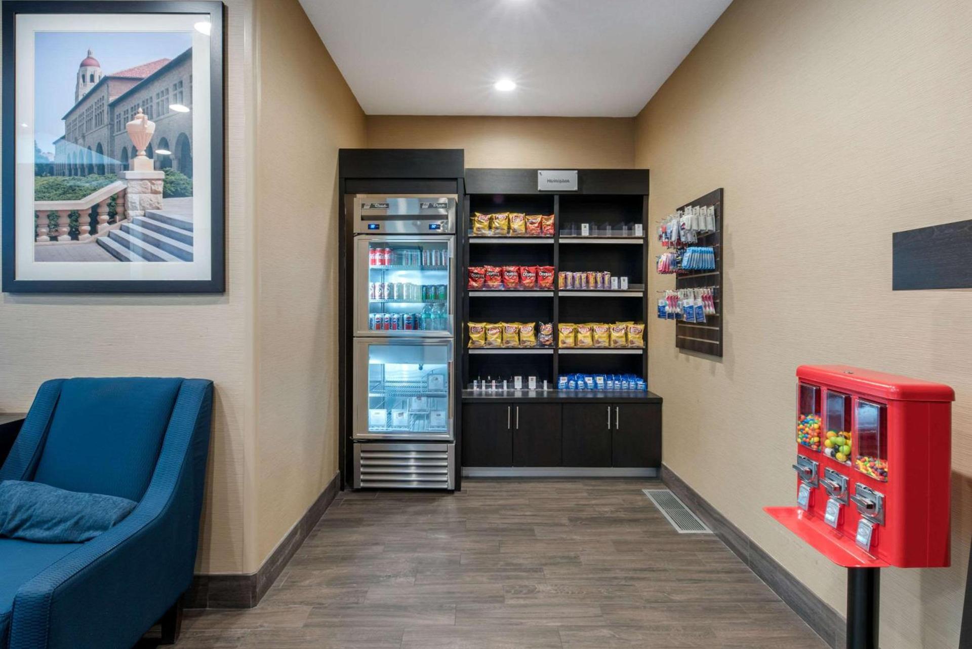 Comfort Suites San Jose Airport photo 27