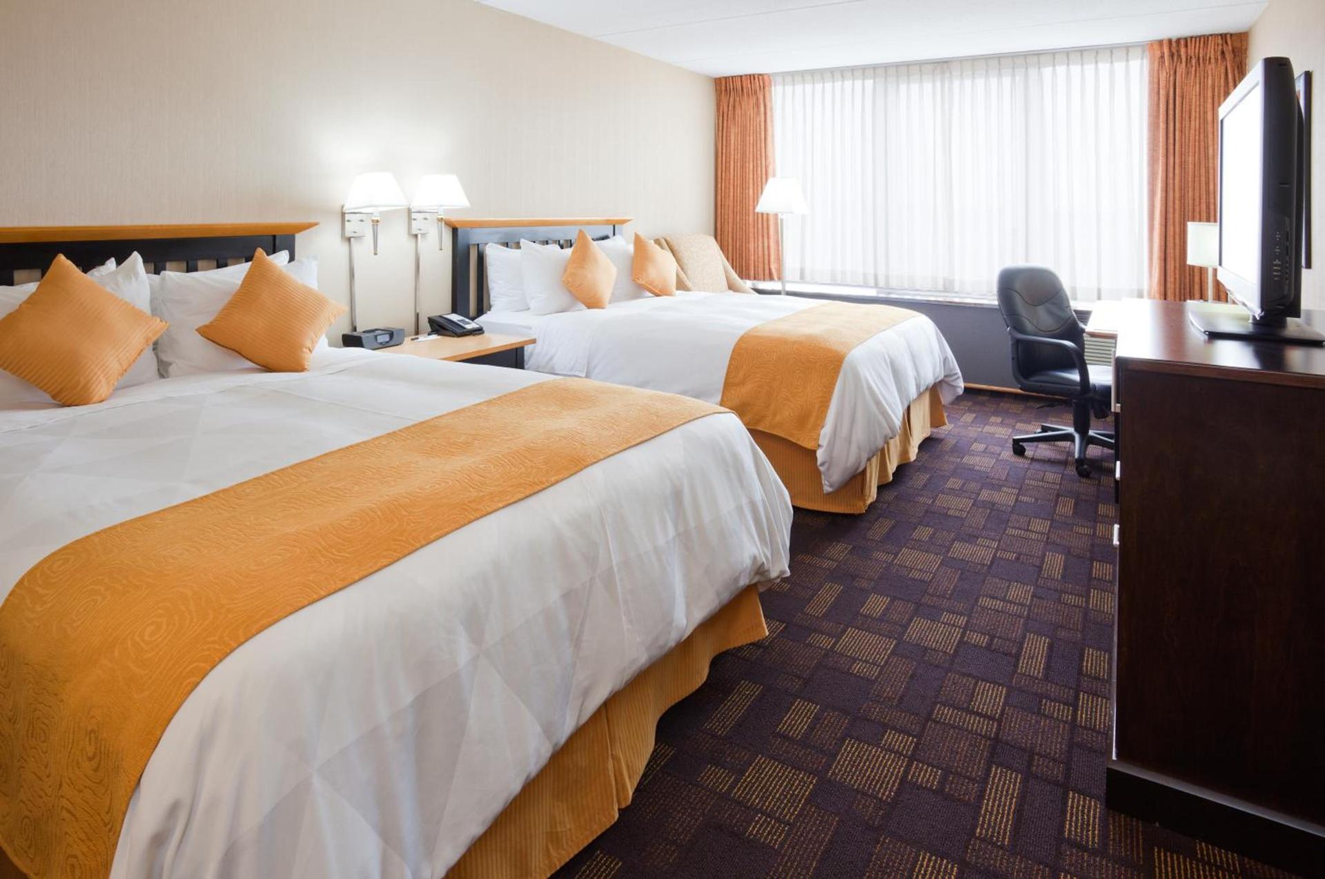 Radisson Hotel Milwaukee West photo 17