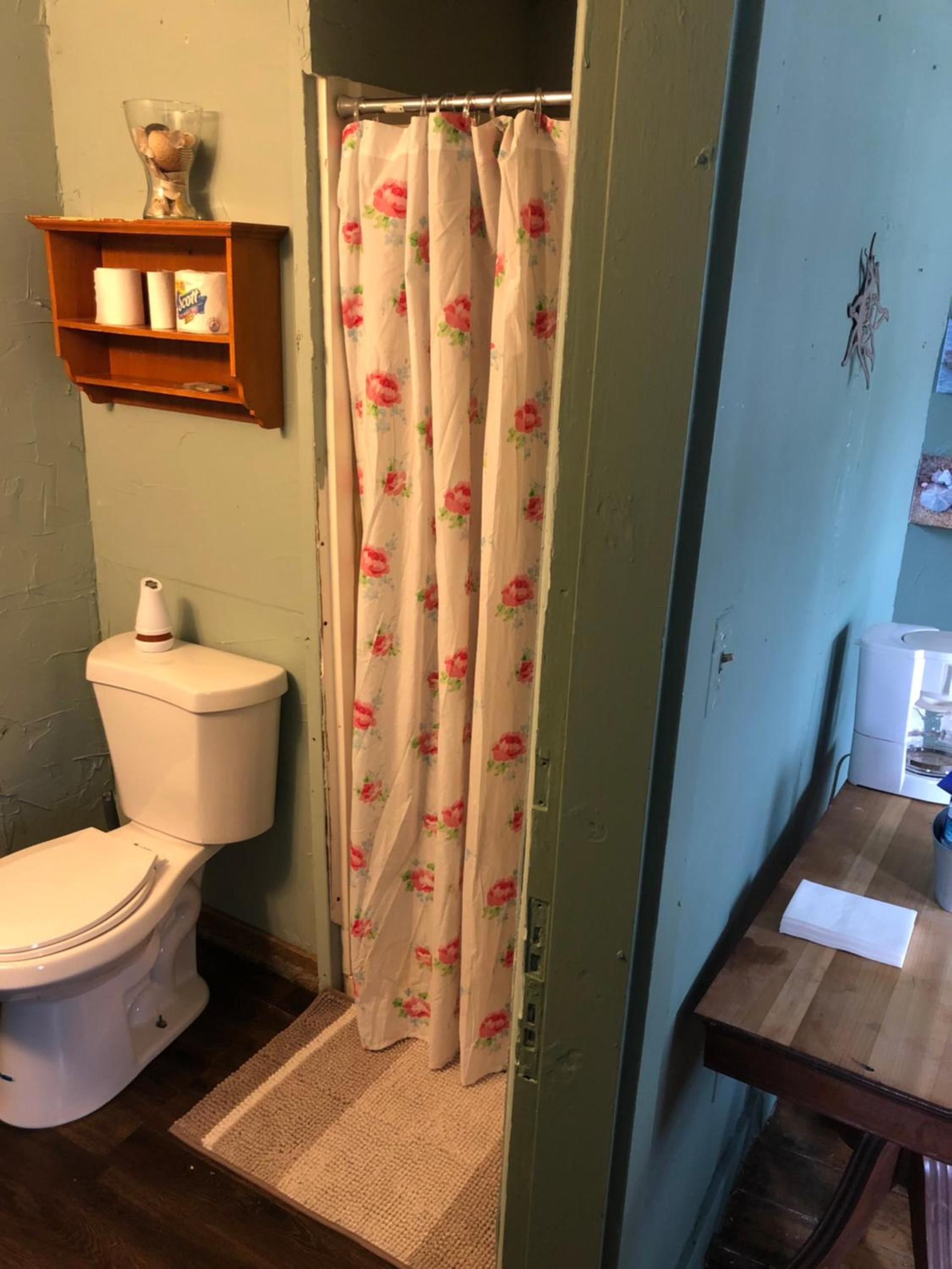Seafarer Inn and Cottages photo 11