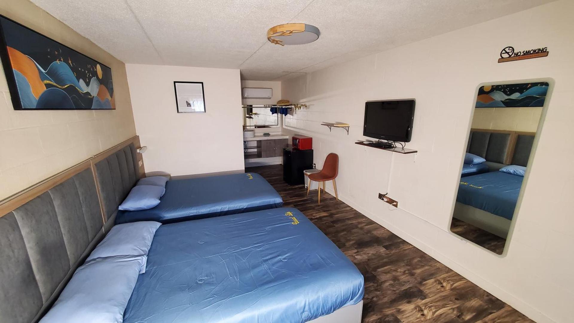 American Inn photo 15