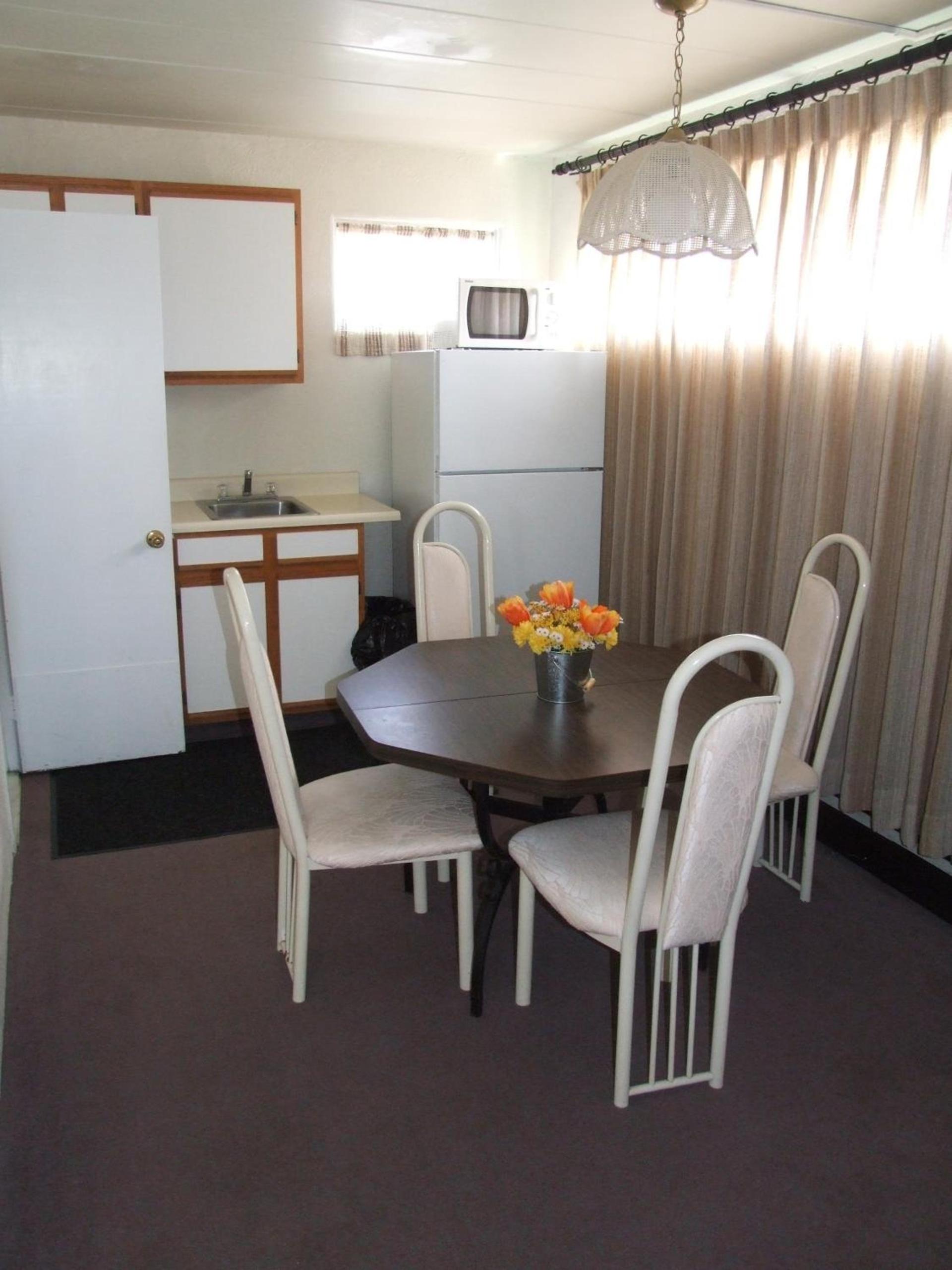 Viking Motel photo 7