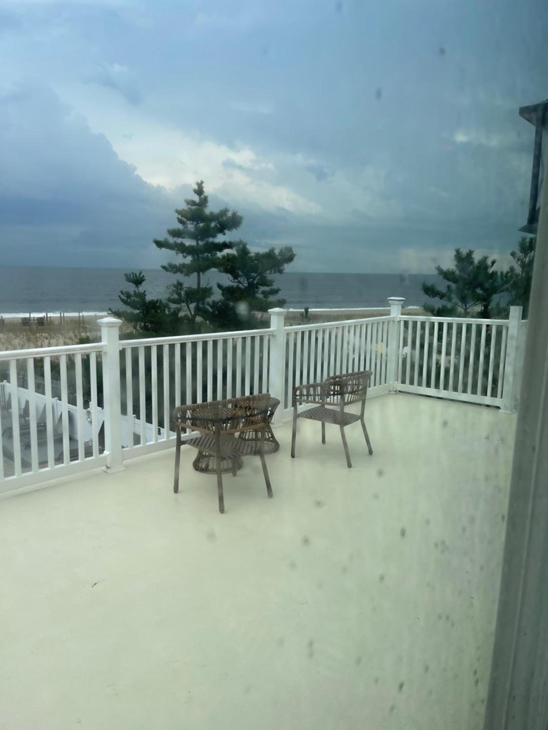 Driftwood Motel photo 26
