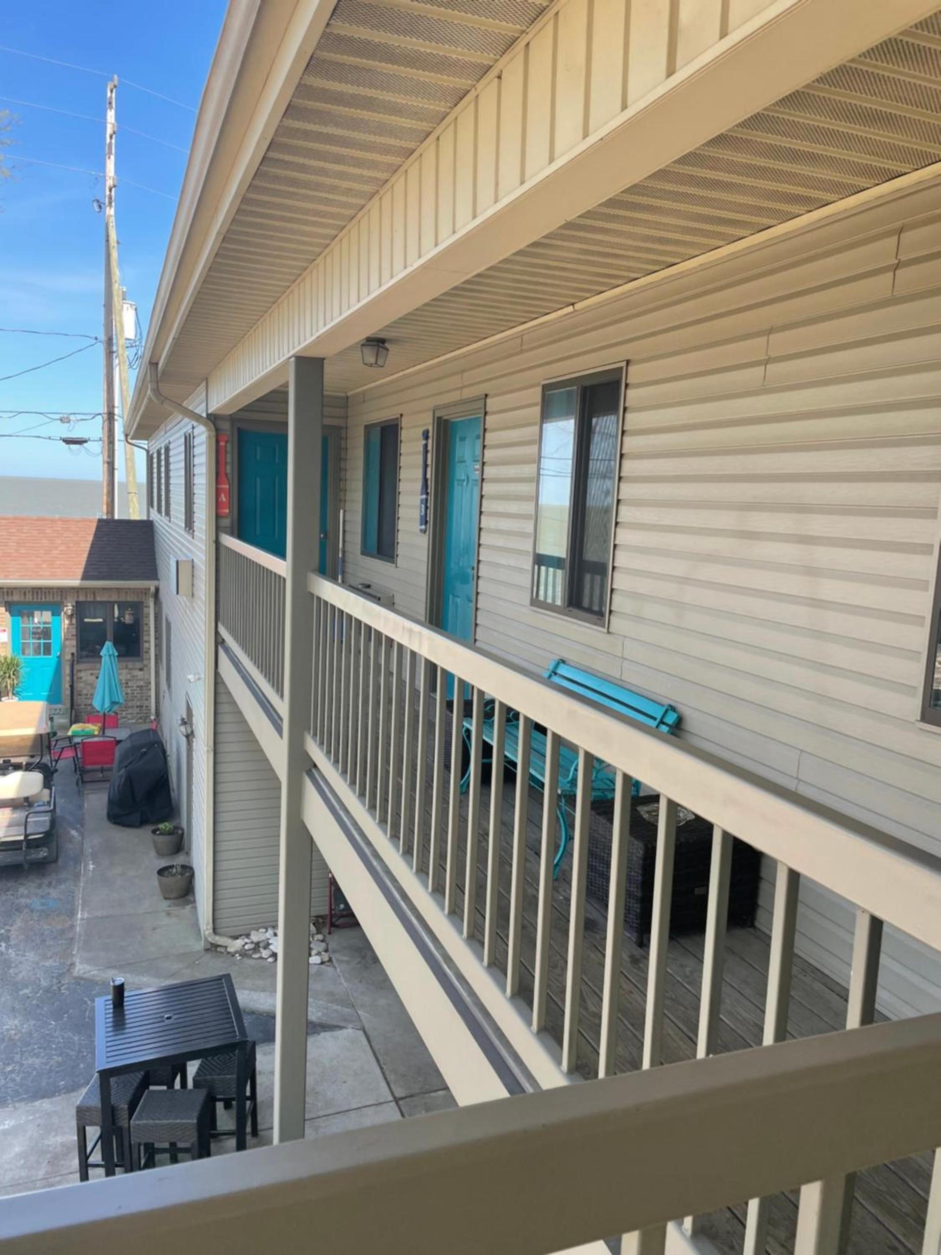 Lake Point Motel photo 25