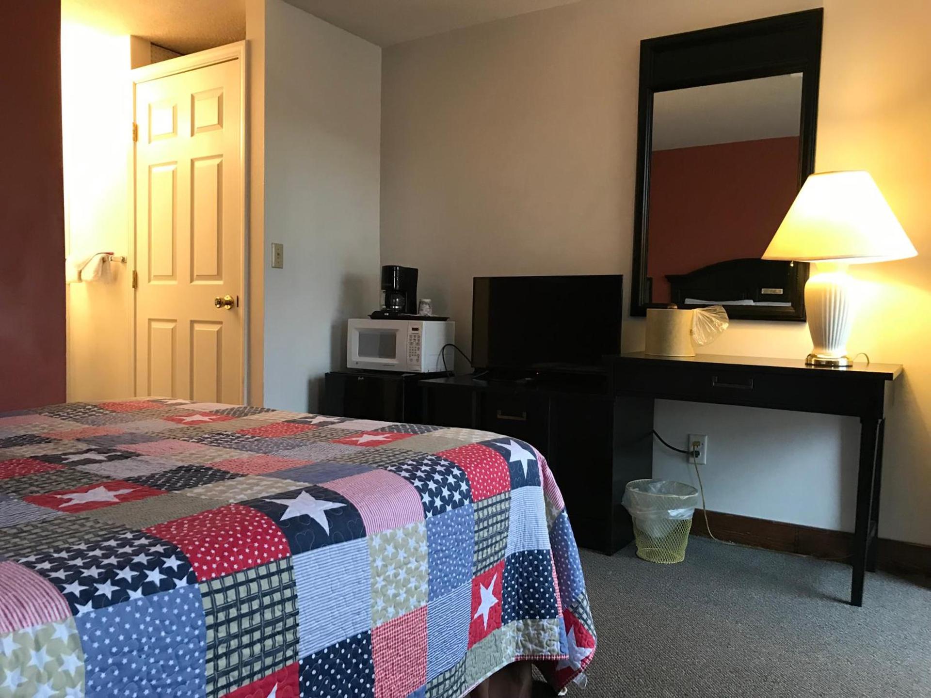 Big Sky Lodge photo 17