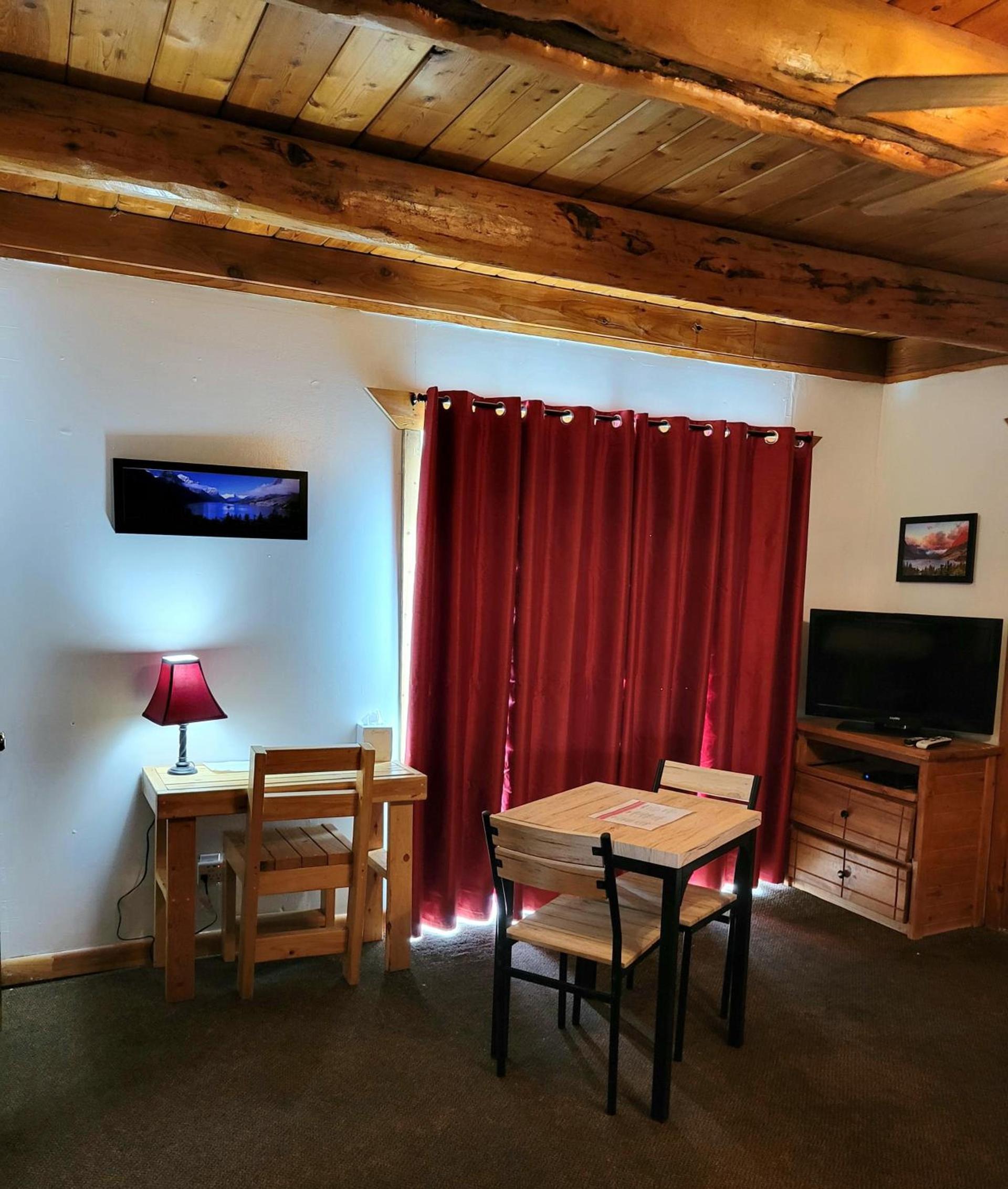 Duck Lake Lodge photo 12