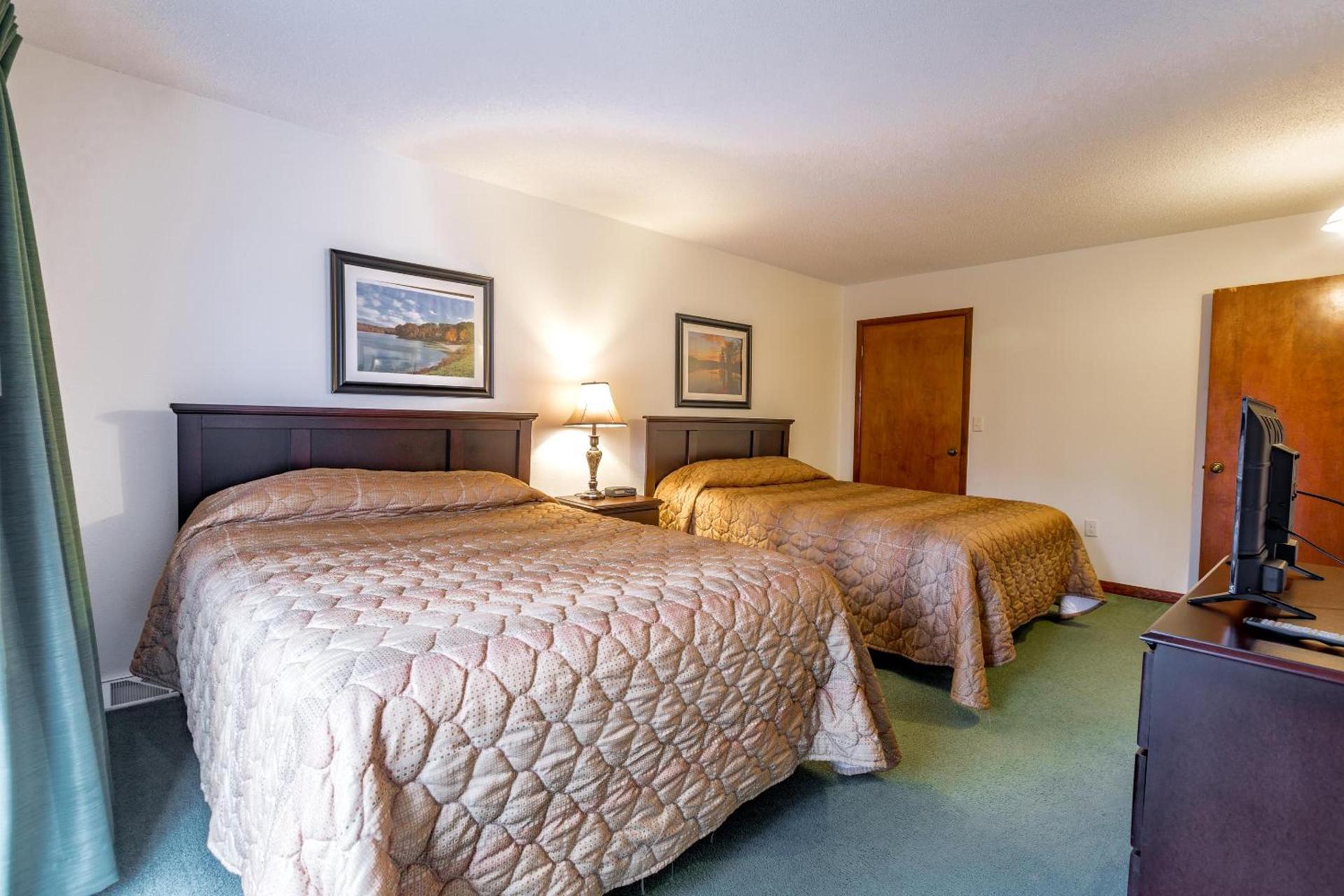 Crown Resorts at Wolf Run photo 6