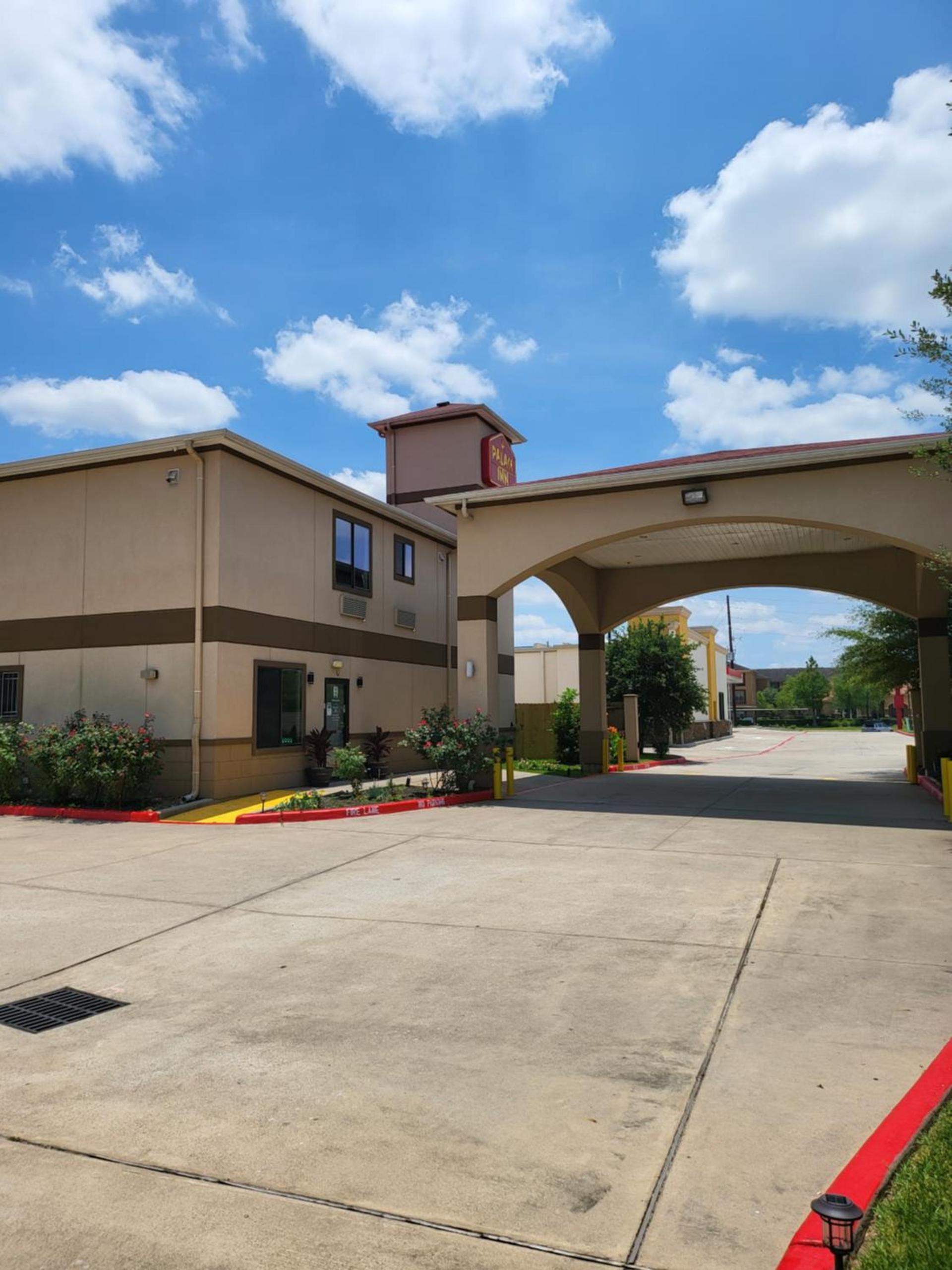 Palace Inn Sam Houston Race Park west road photo 1