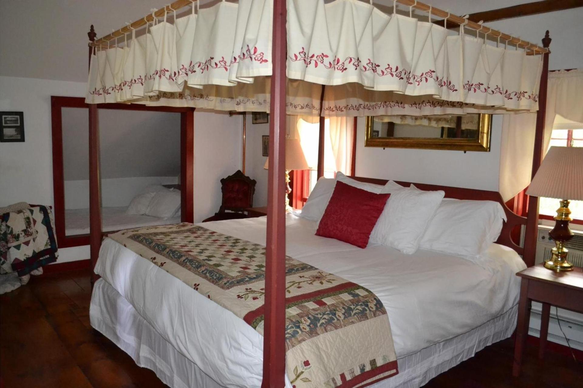 Benjamin Prescott Inn photo 49