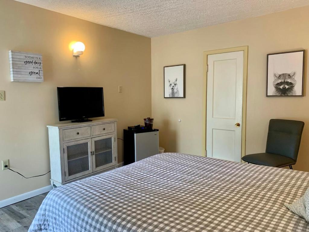 Green Acre Motel photo 13
