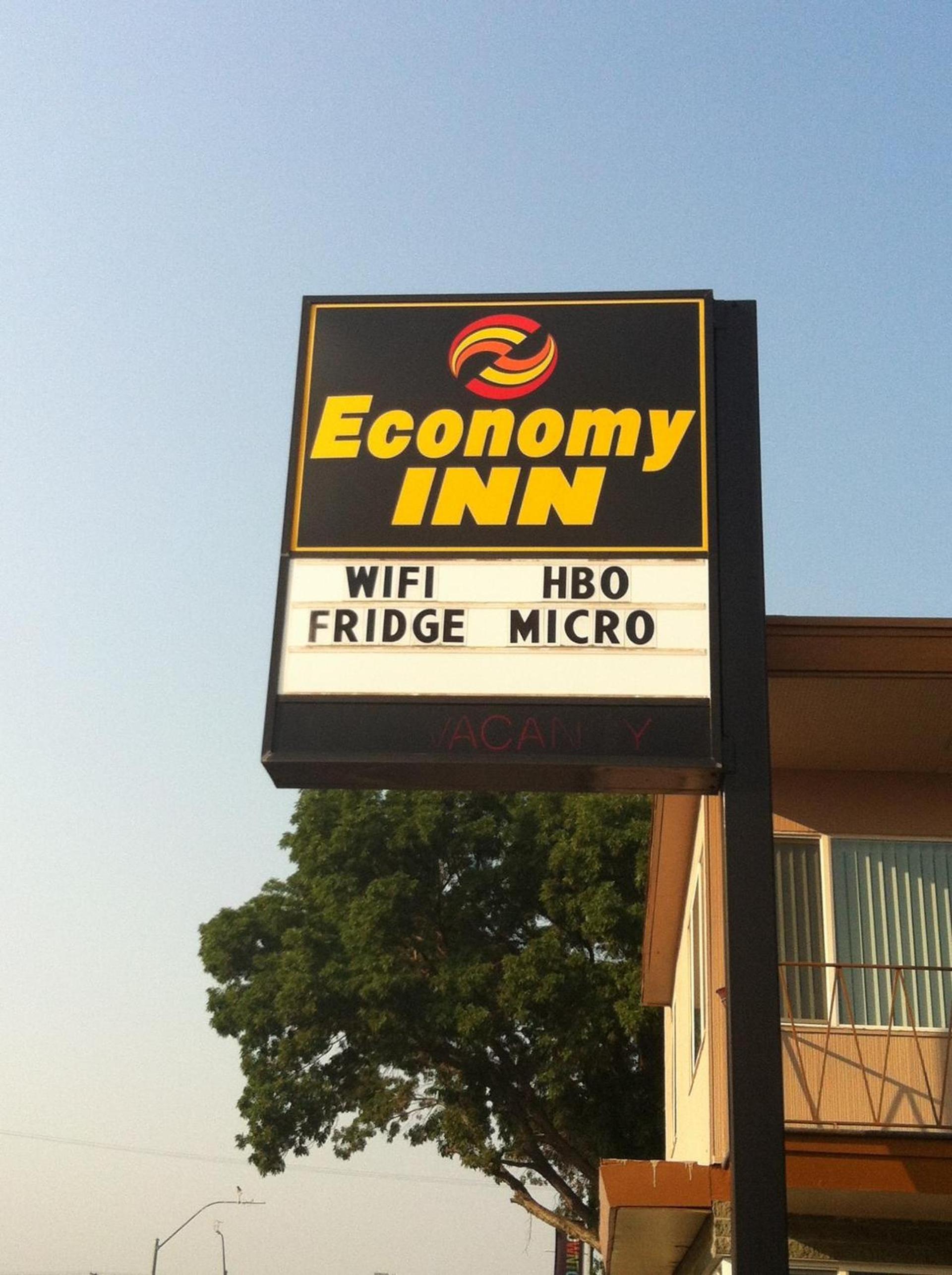 Economy Inn Elko photo 2