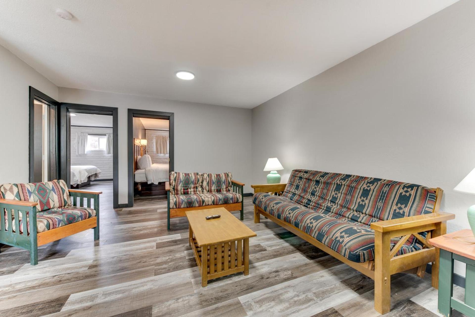 Dolores Mountain Inn photo 12