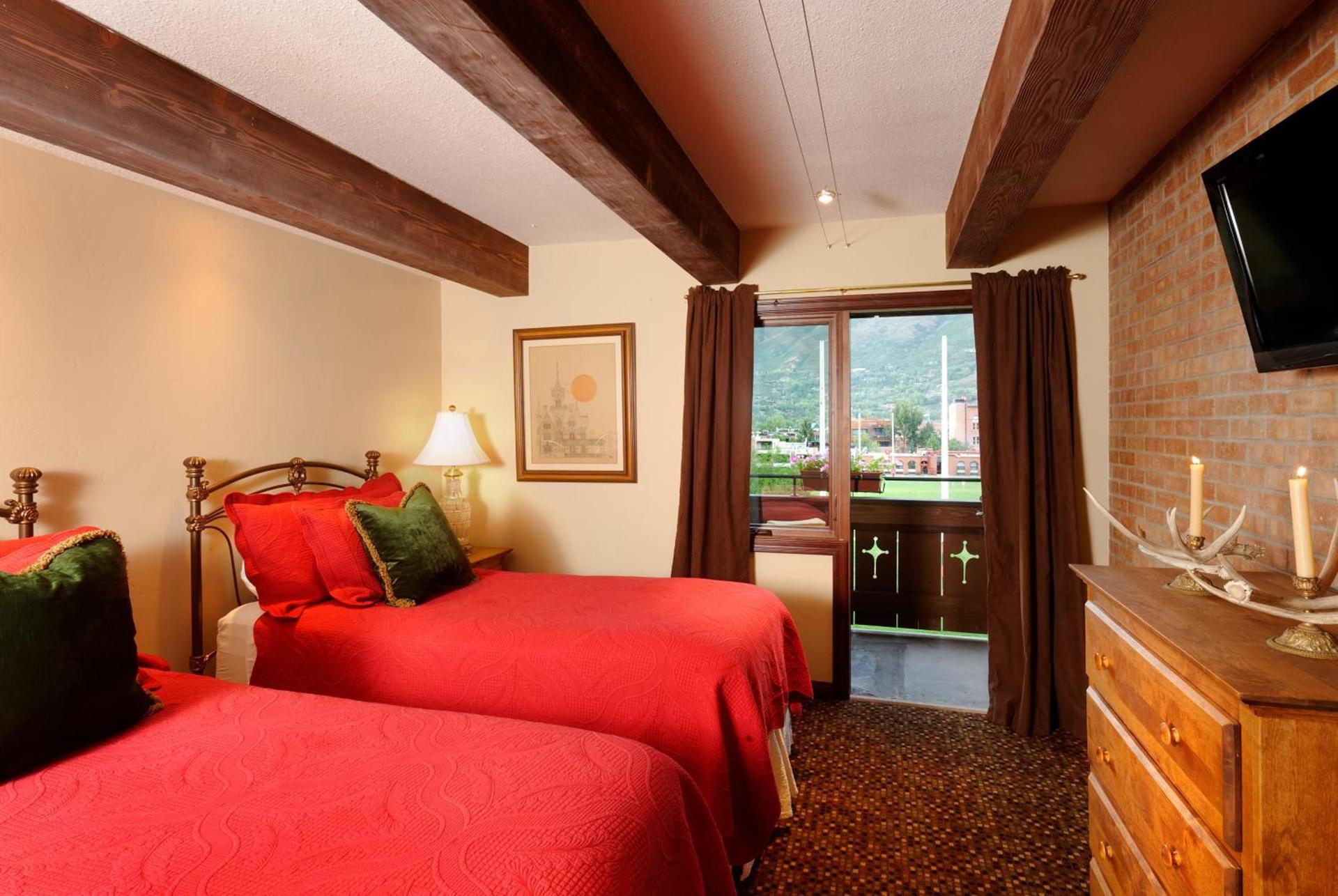 Mountain Chalet Aspen photo 12