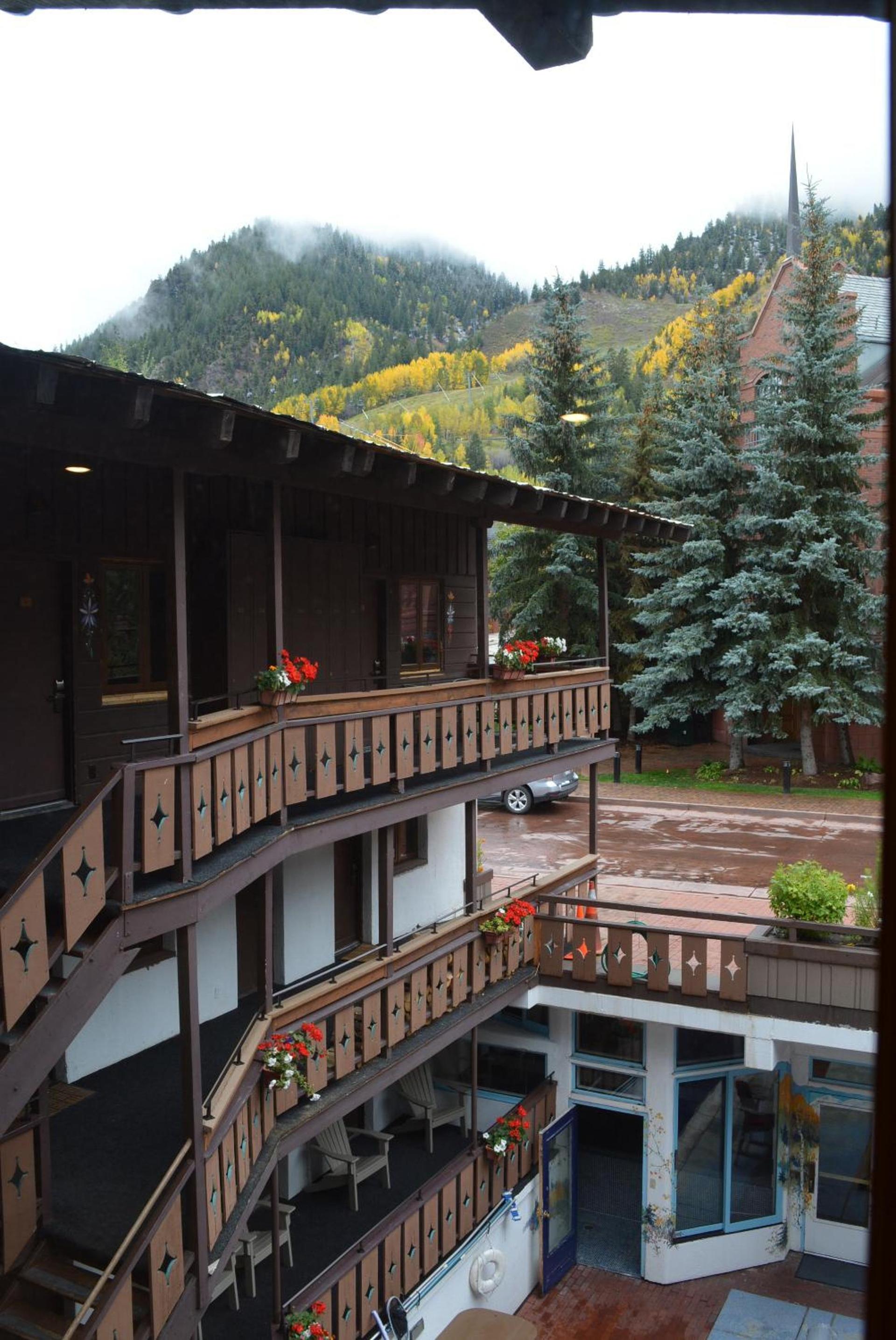 Mountain Chalet Aspen photo 24