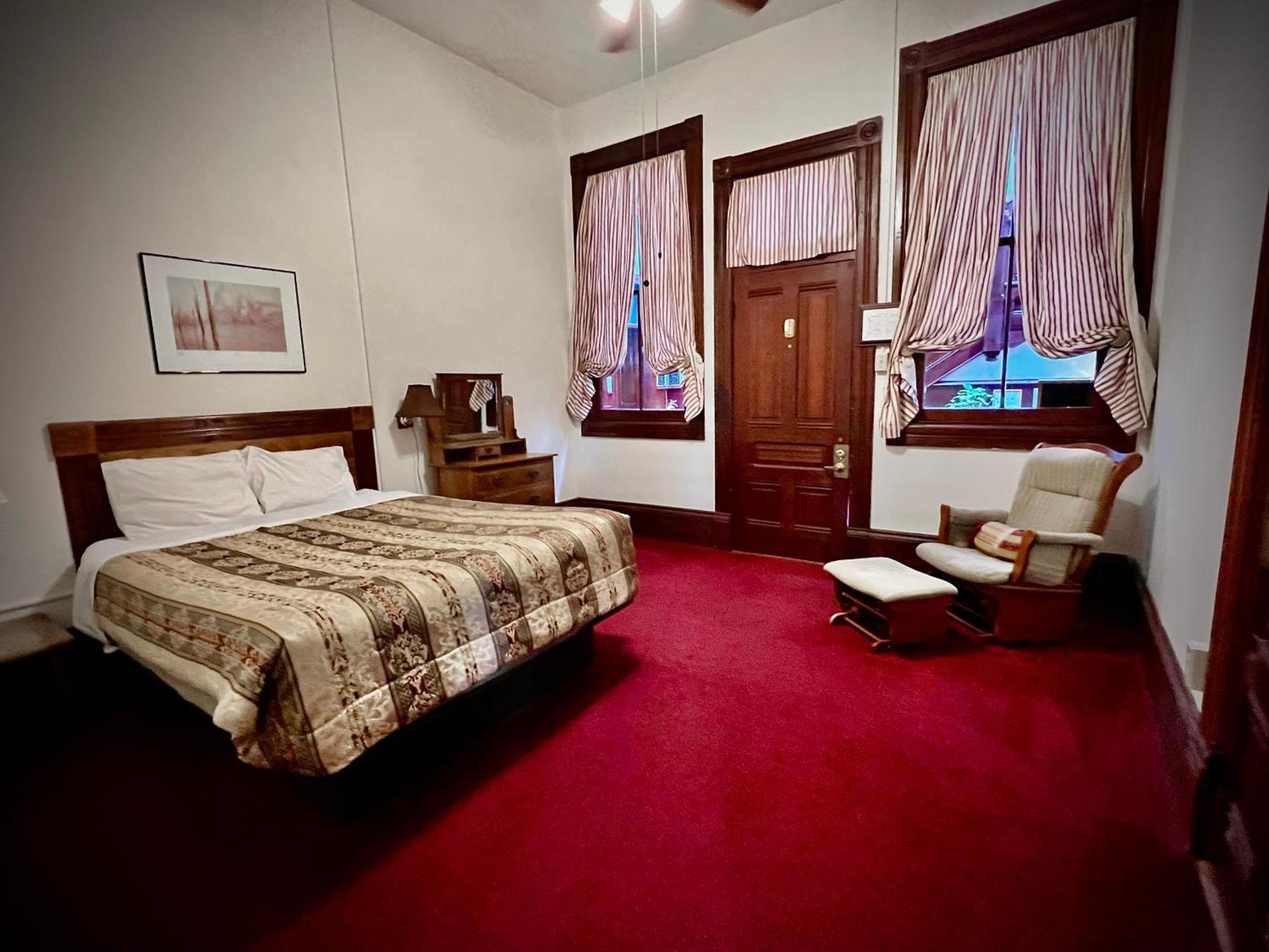 The Monarch Hotel photo 27