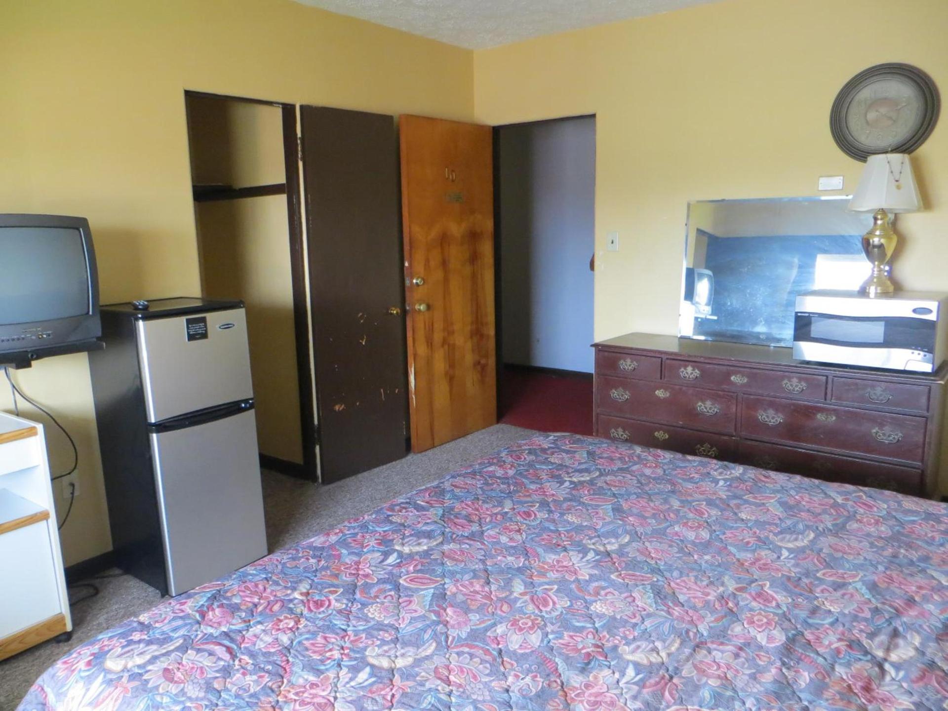Lincoln Lodge Motel photo 2