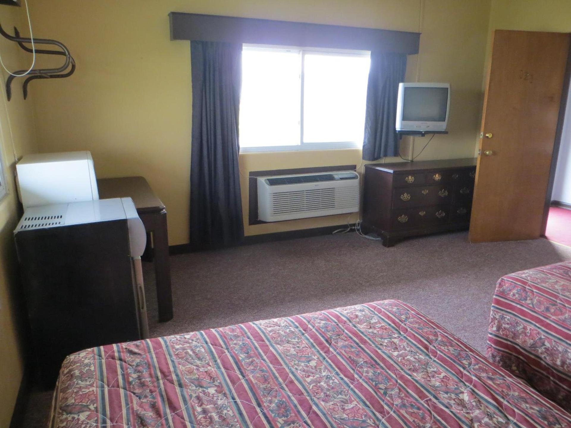 Lincoln Lodge Motel photo 25