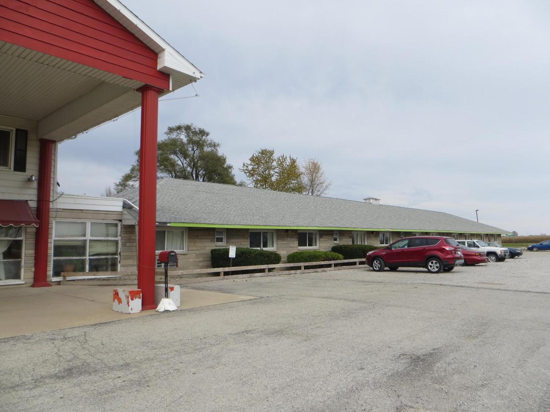 Lincoln Lodge Motel photo 26
