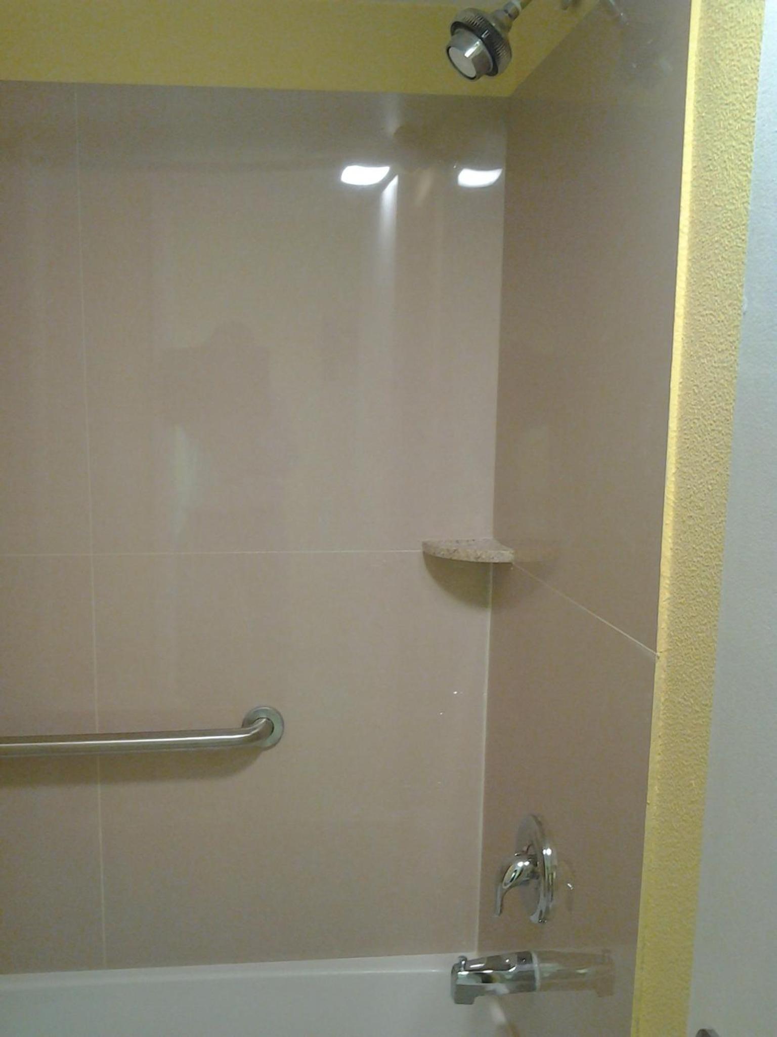 Elkton Lodge photo 15